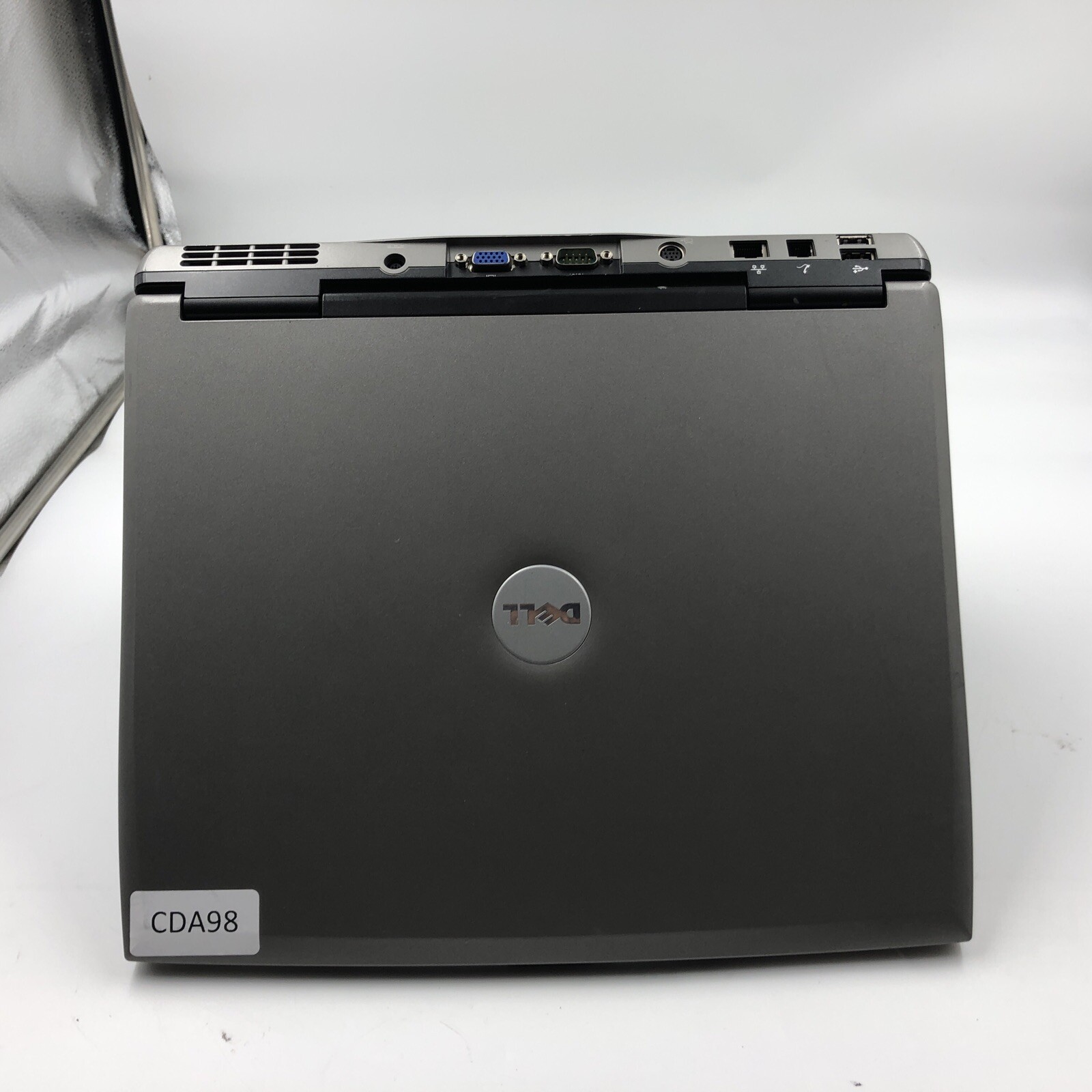Dell Latitude D520 Laptop Intel Core 2 Duo 1.66 1GB NO HDD/OS Bad Battery (PART)