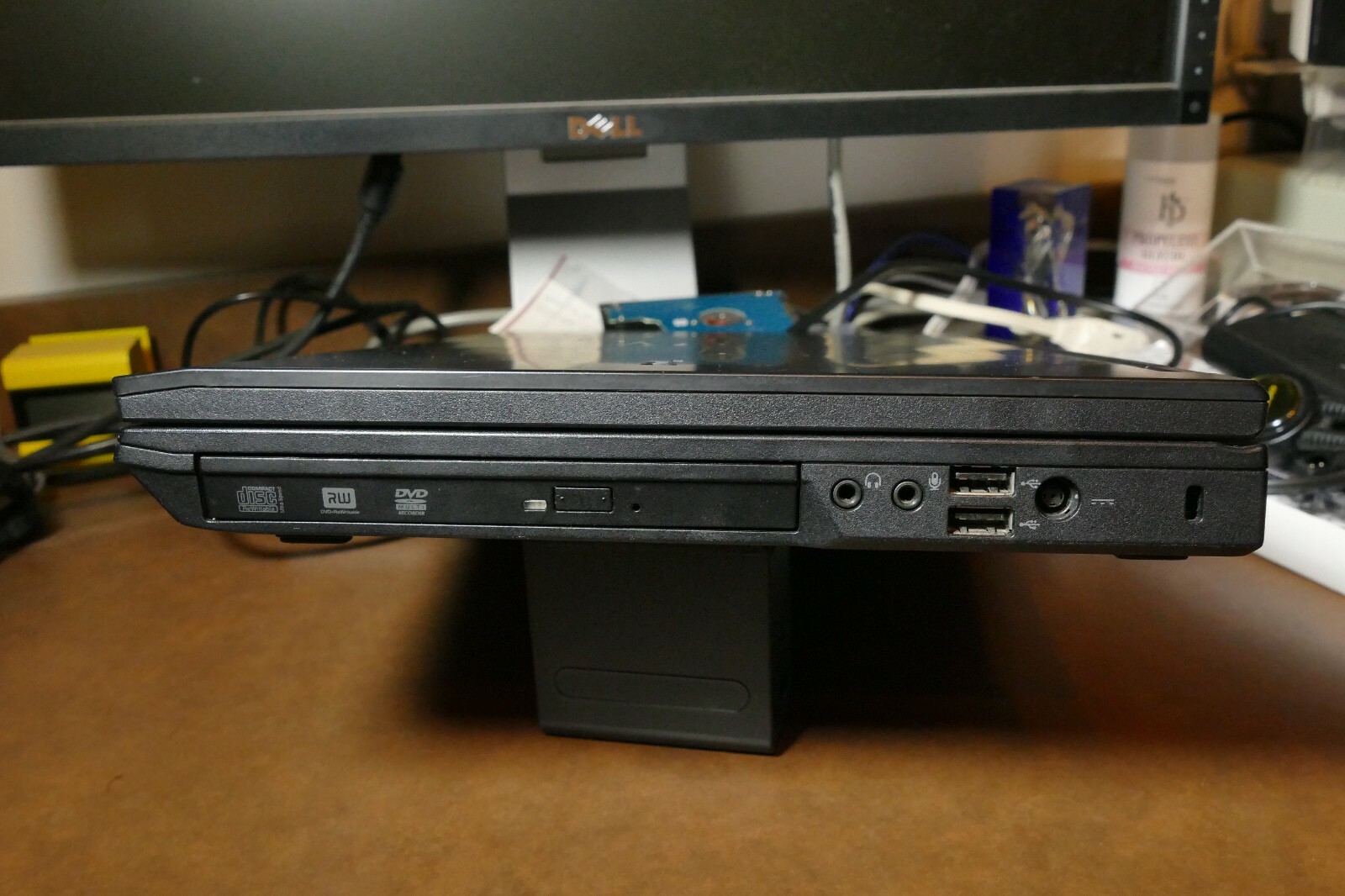 DELL Latitude E5400