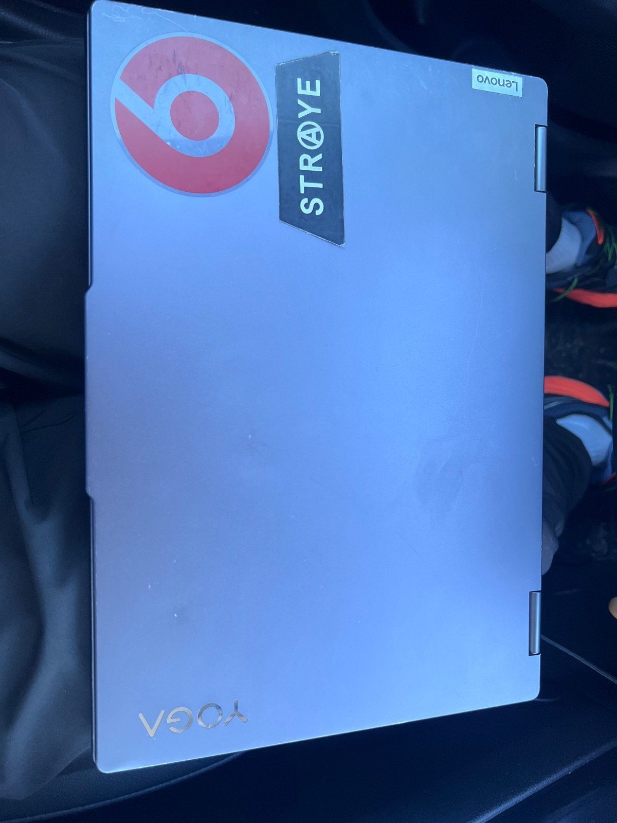 Lenovo Yoga7 16IRL8(Intel Core i5-1335U 1.3GHz,8 GB RAM) Touch 2-In-1