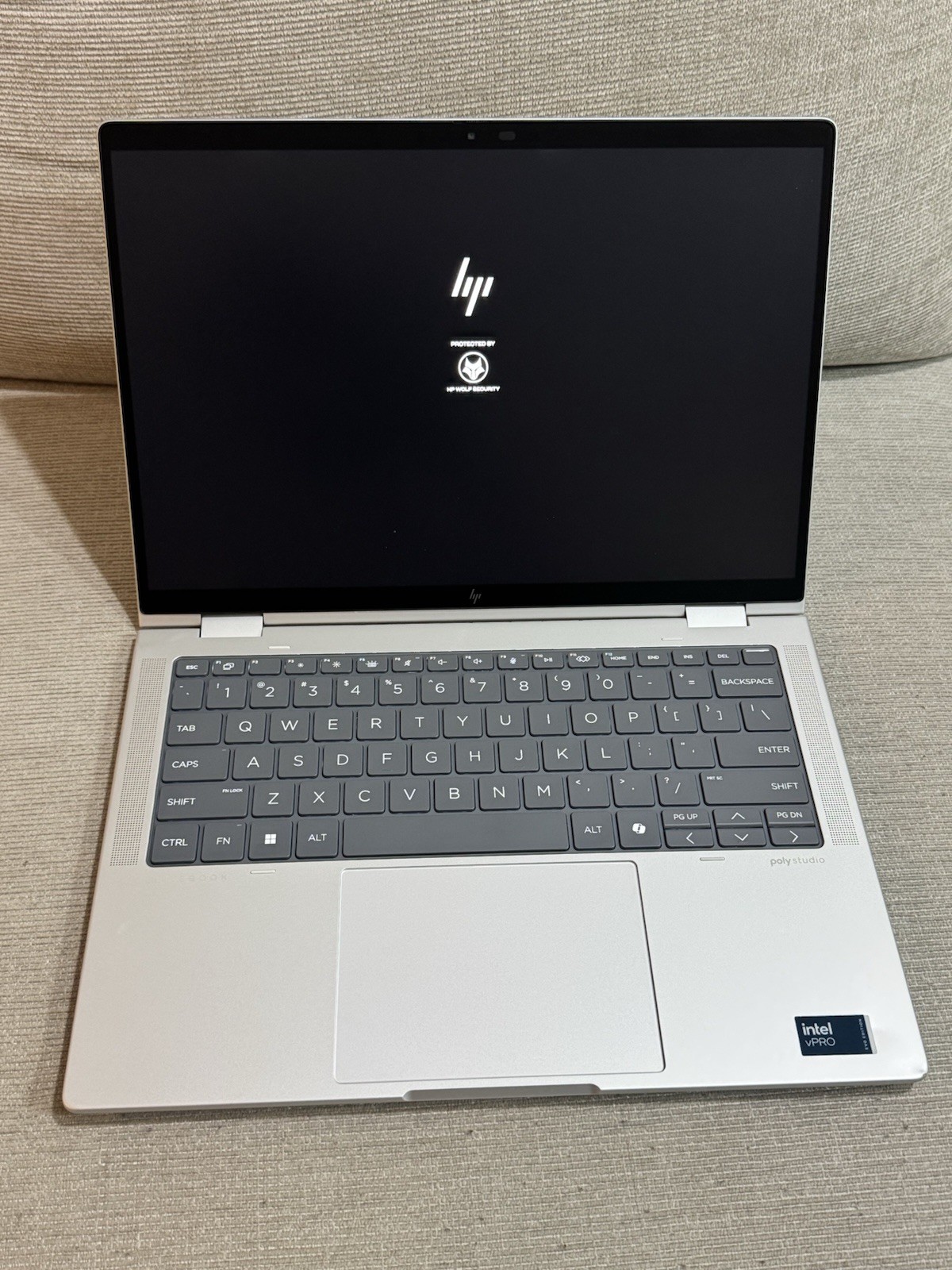 hp elitebook x360 2-in-1 1040 g11 ultra 7 16GB DDR5 Ram /512SSD STORAGE.