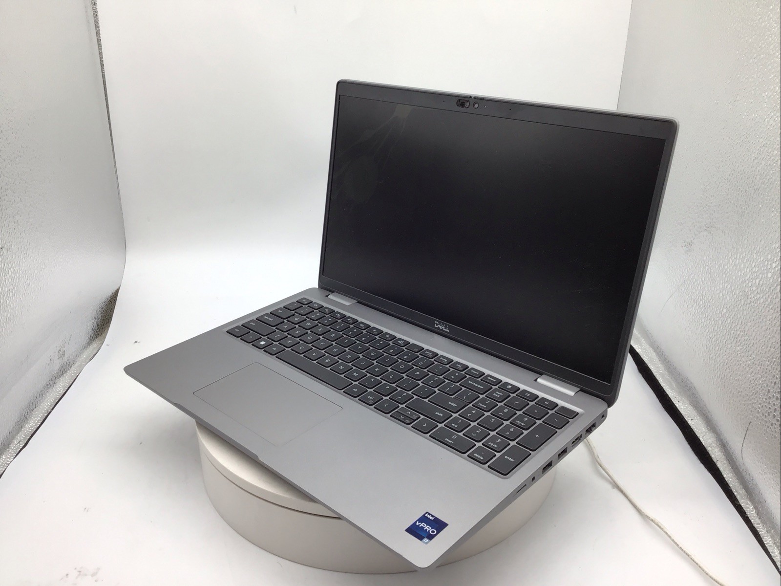 Dell Latitude 5540 15.6″ Laptop i7-1365U NO RAM/SSD/OS Parts/Repair READ