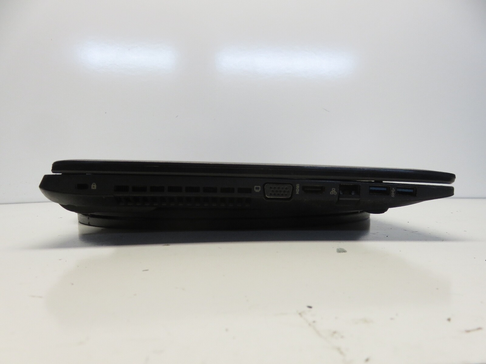 Asus Q500A Intel i5-3230M 2.6GHz 6 GB NO HDD No Batt