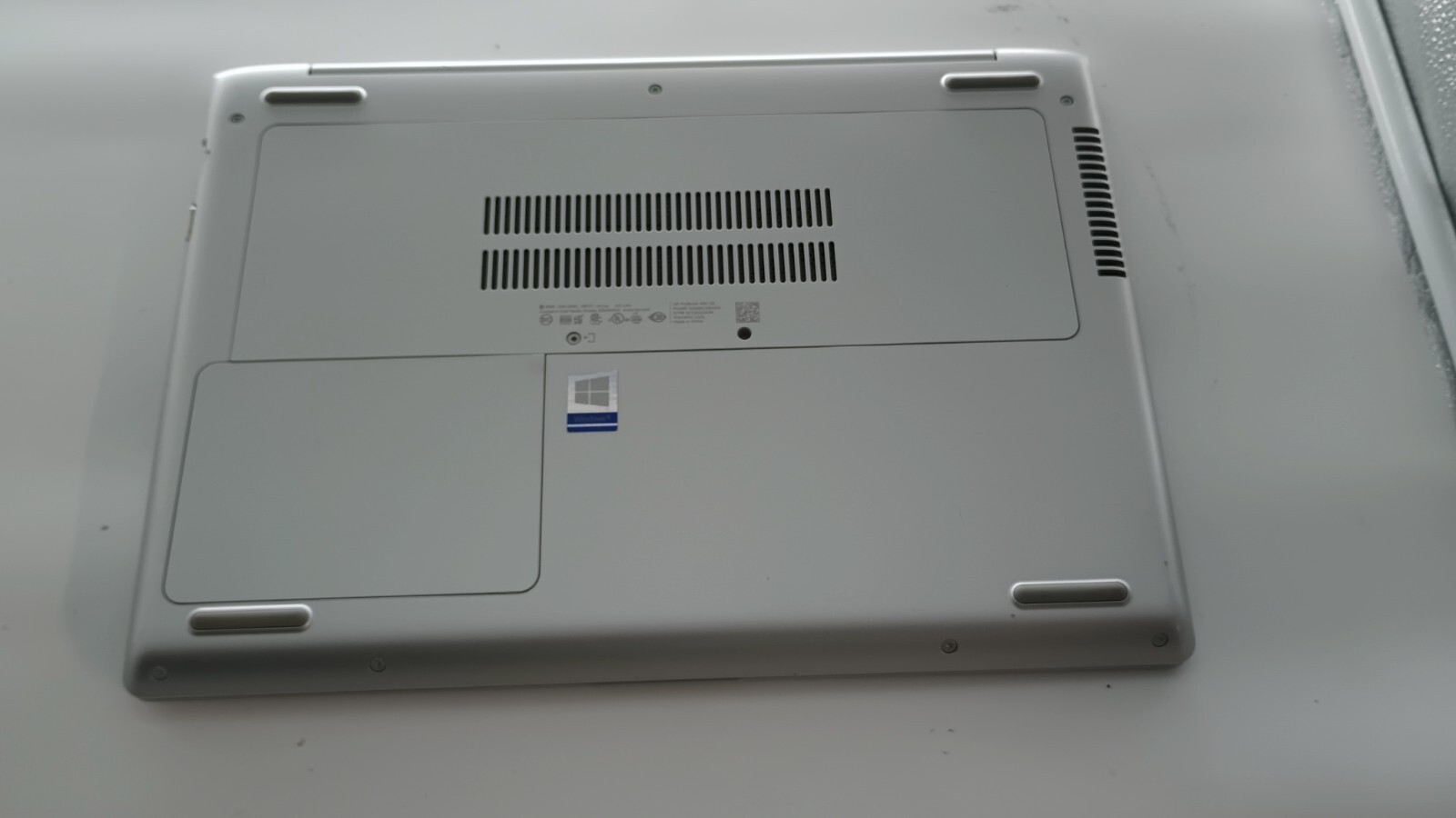 ProBook 430 G5 w/charger (5202).i5-8350U.8GB.128GB SSD.14″ FHD.W11.Slim&Nice