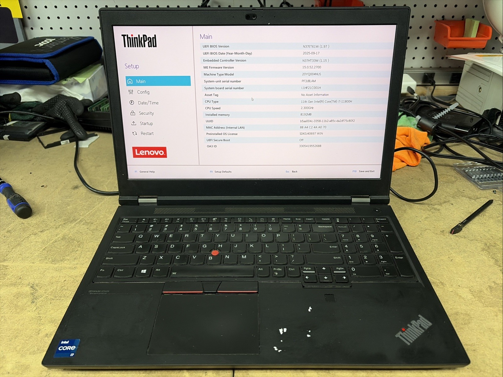 Lenovo ThinkPad P15 Gen 2 15.6″ UHD i7-11800H 32GB 512GB NVIDIA T1200 No OS
