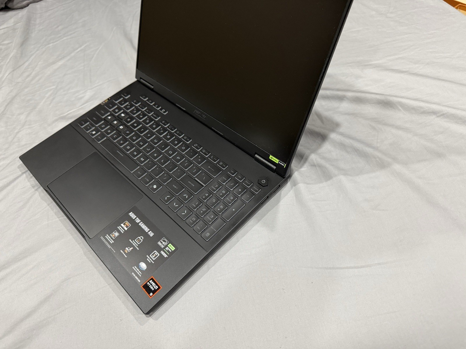 ASUS TUF Gaming A16 16″ Ryzen 9 RTX 5070 16GB 1TB SSD Win11 Gray