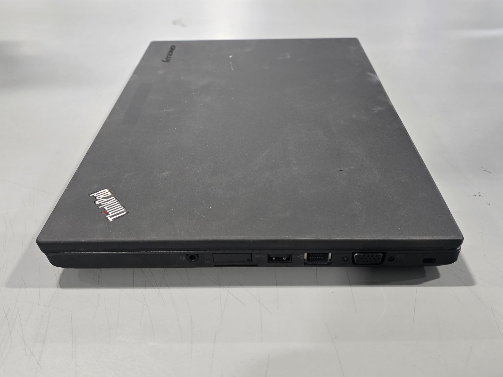 LENOVO THINKPAD T450 14″ 1600X900 I5-5200U 8GB 256GB SSD – Scratch & Dent