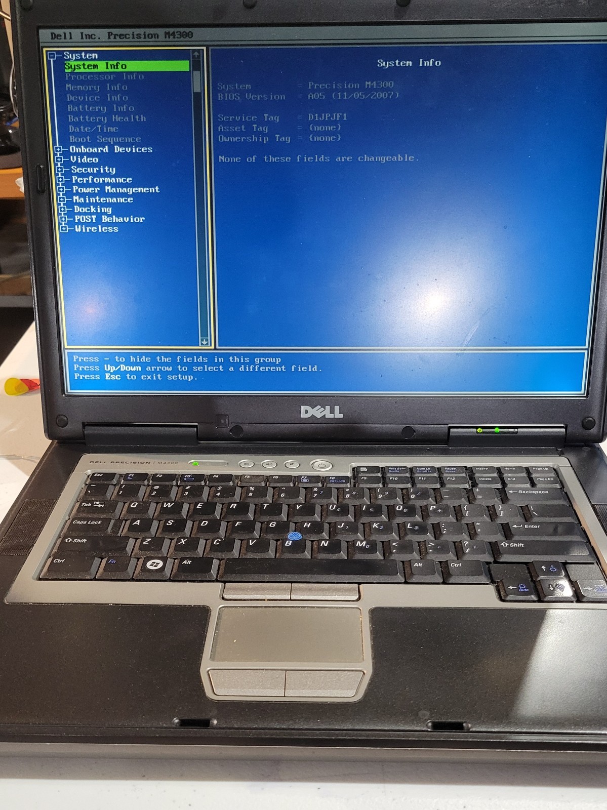 Dell Precision M4300 Intel Core 2 Duo 06FD 2GHz 2 GB NO HDD