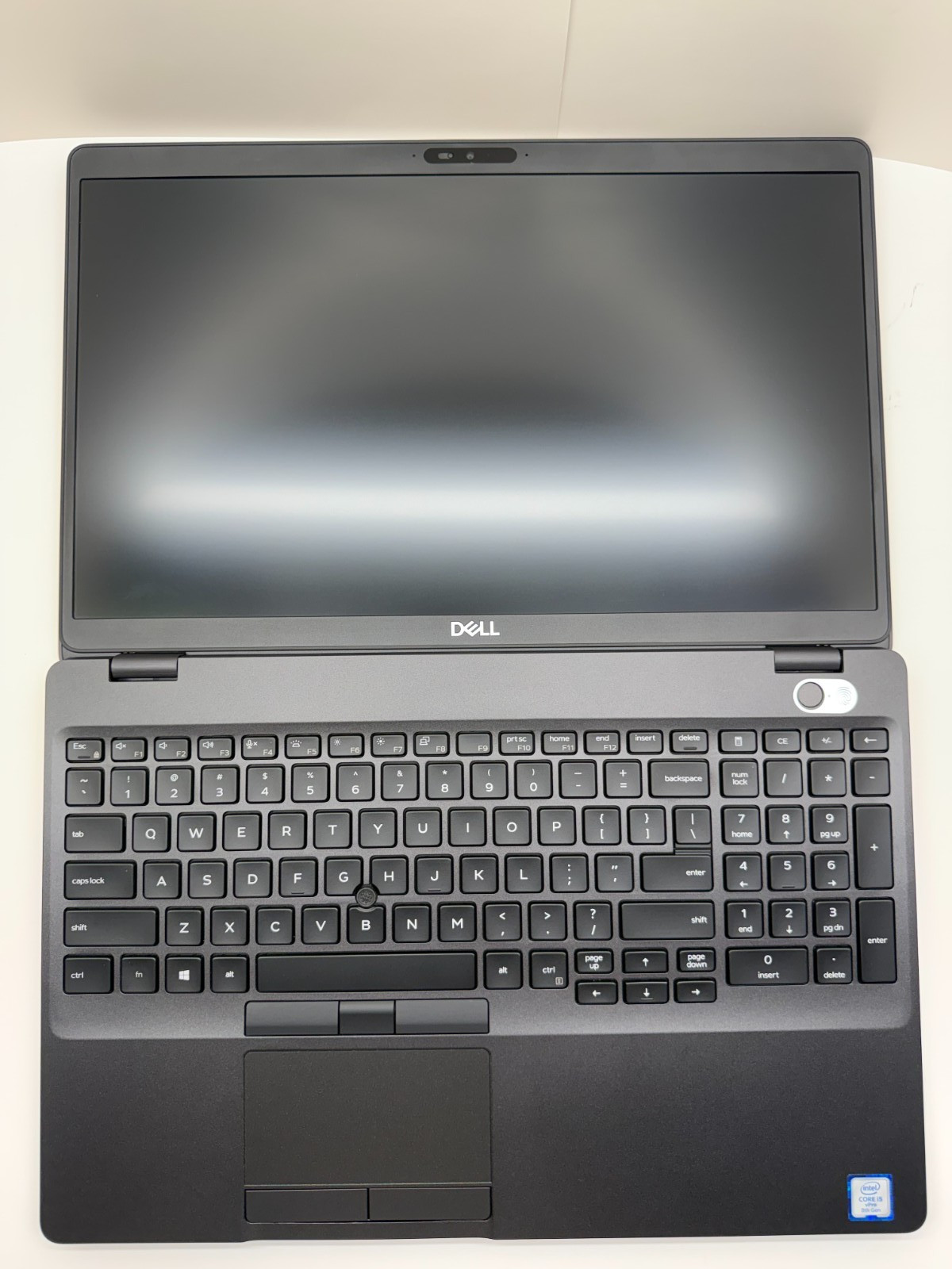 Dell Latitude 5500 15.6″ FHD i5-8365U 8GB RAM 256GB M.2 NVME SSD Win 11 Pro W/AC