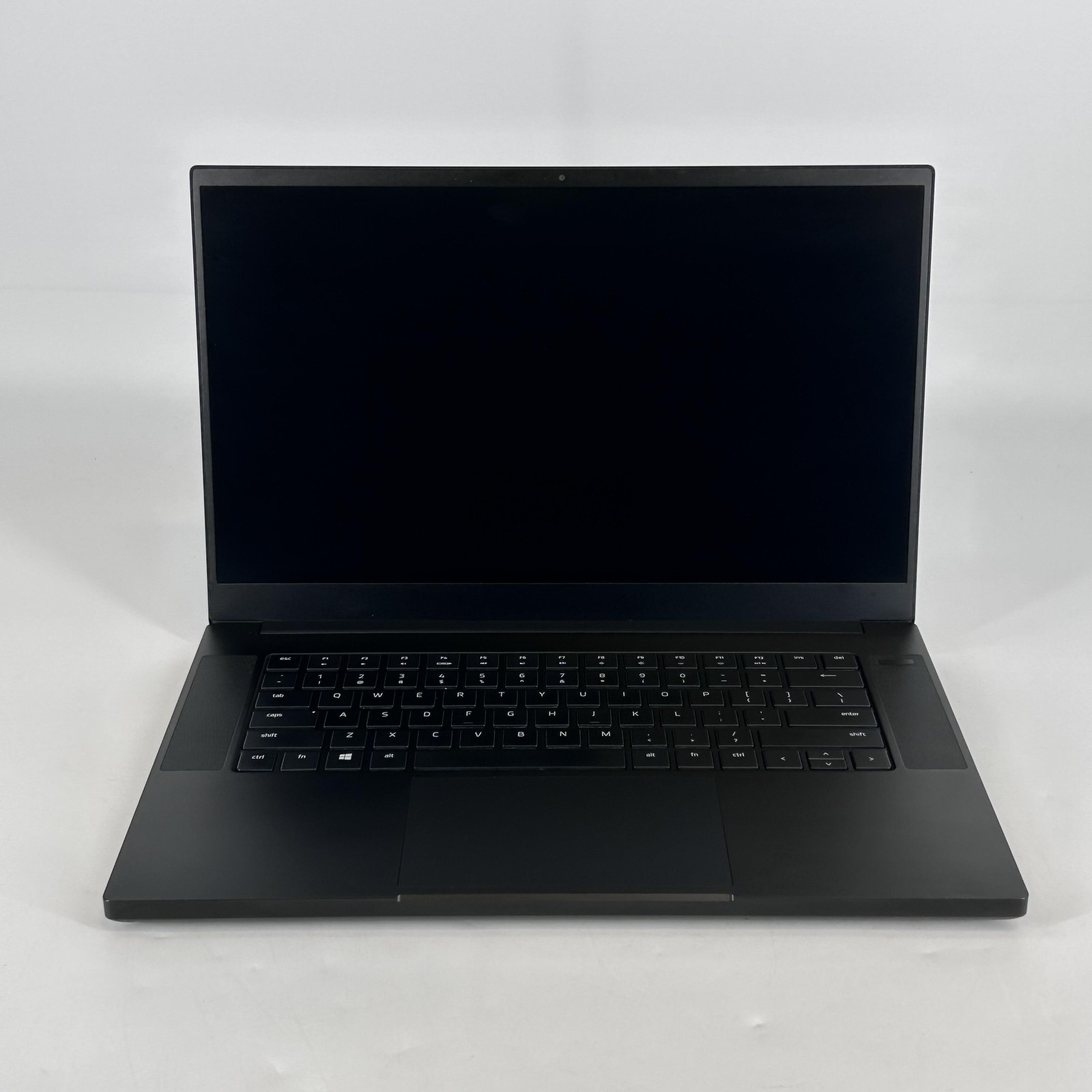 Razer Blade 15 Base 144Hz FHD i7-10750H 2.6GHz 16GB 512GB SSD RTX 3070 Very Good