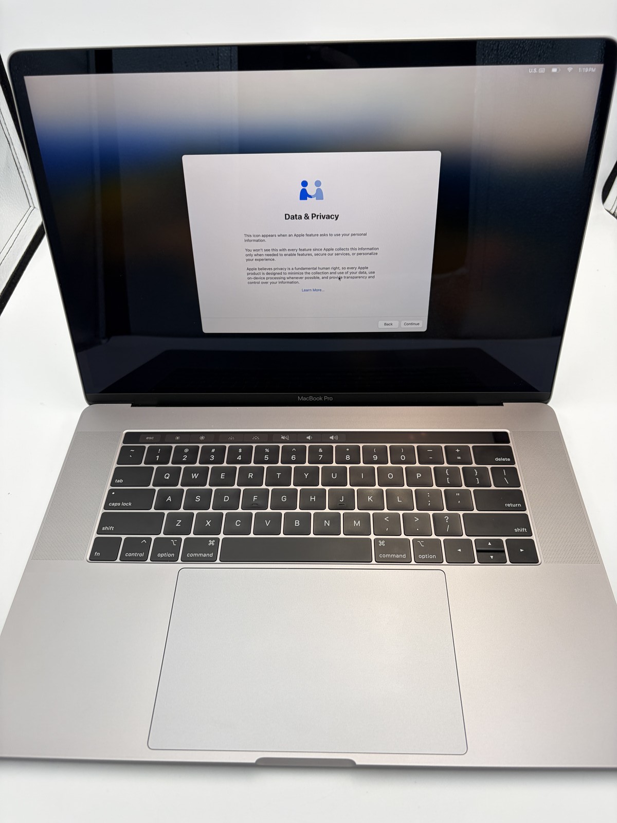 Apple MacBook Pro (15-inch 2018) (2018) Intel Core i7 32GB RAM 512GB SSD