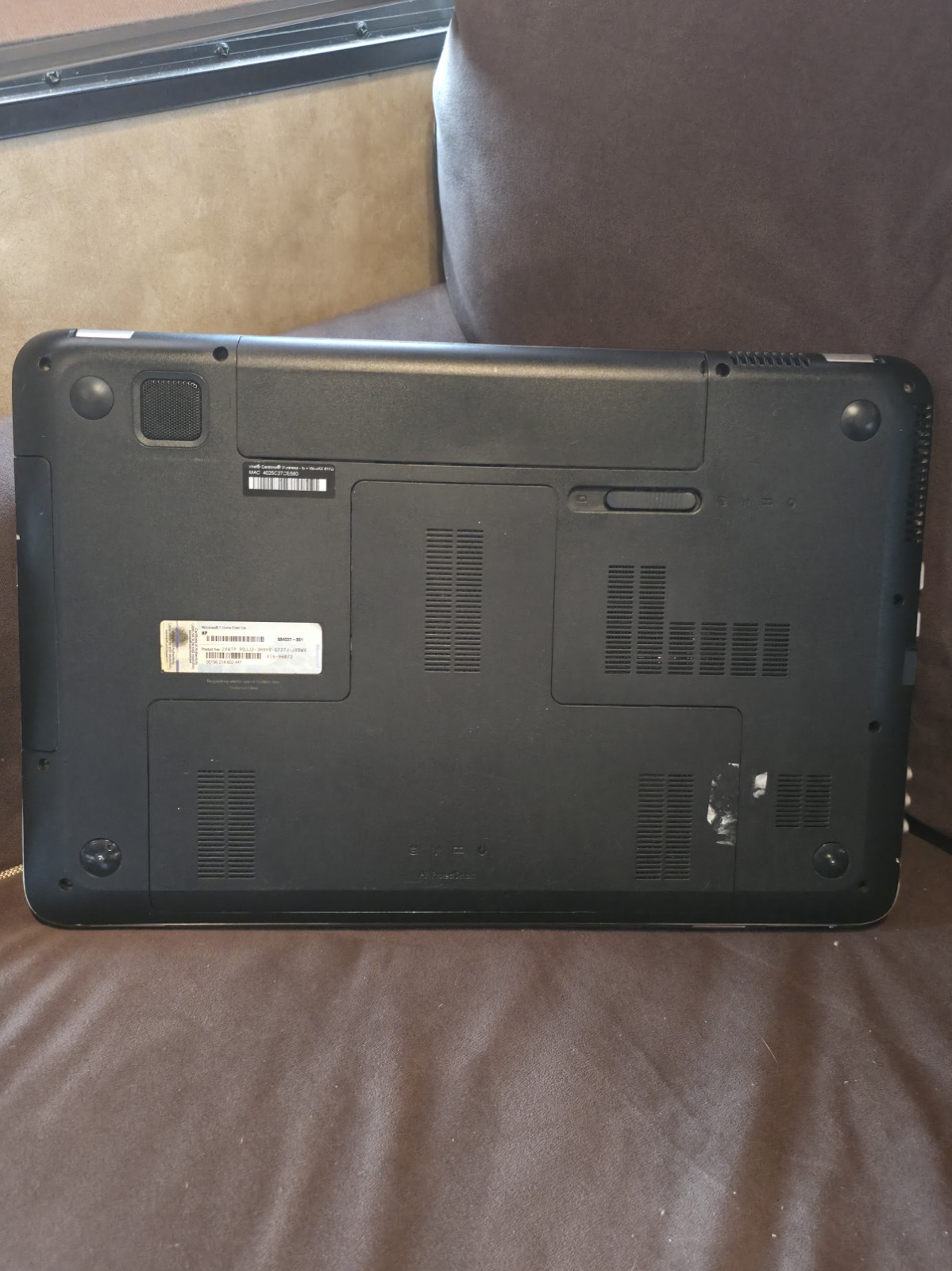 HP Pavilion 17.3″ DV7-6B55DX Laptop Intel i5-2430M 2.4GHz 8GB NO HDD NO Charger