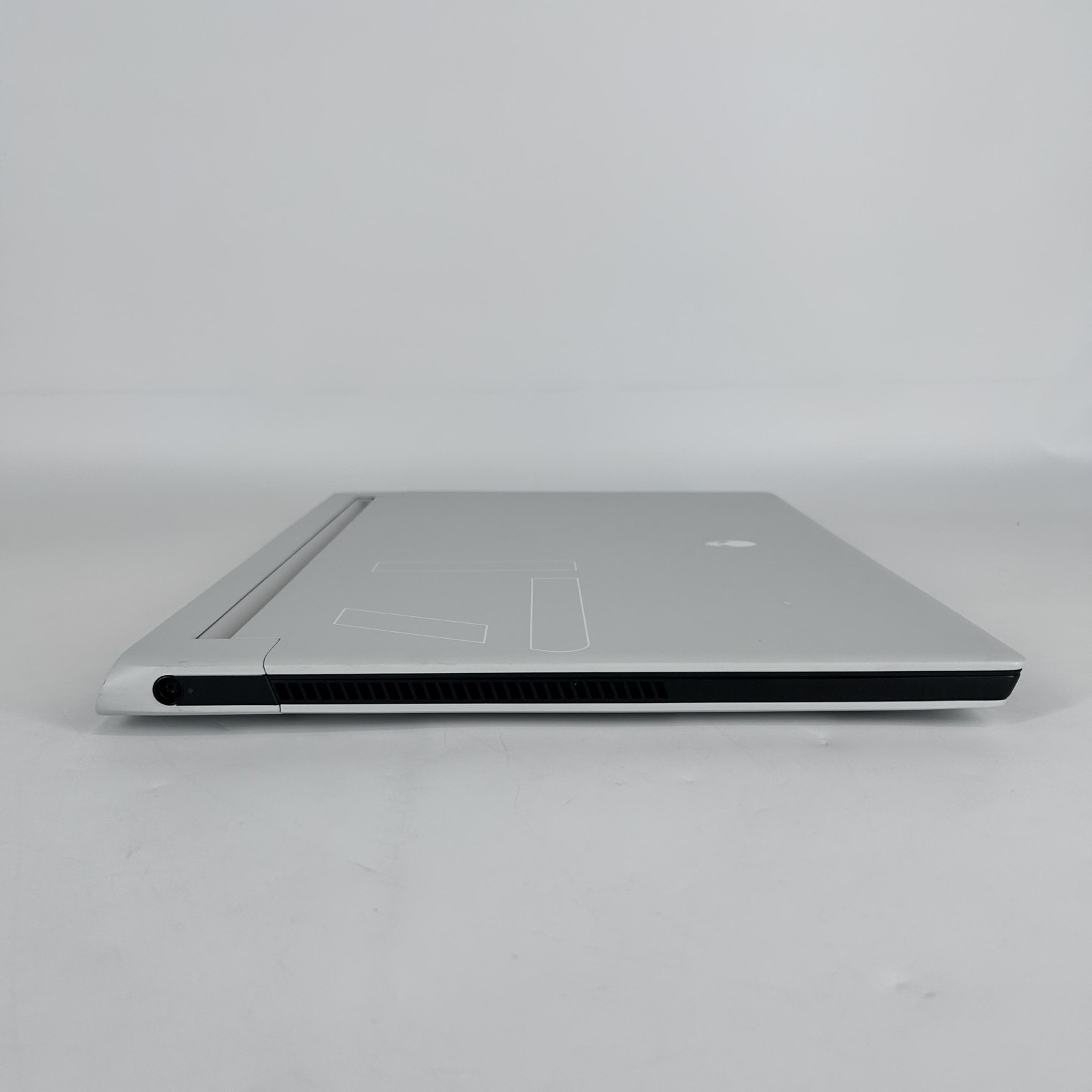 Dell Alienware X17 R1 360Hz FHD i7-11800H 2.30GHz 32GB 1TB RTX 3080 FRAME GAP