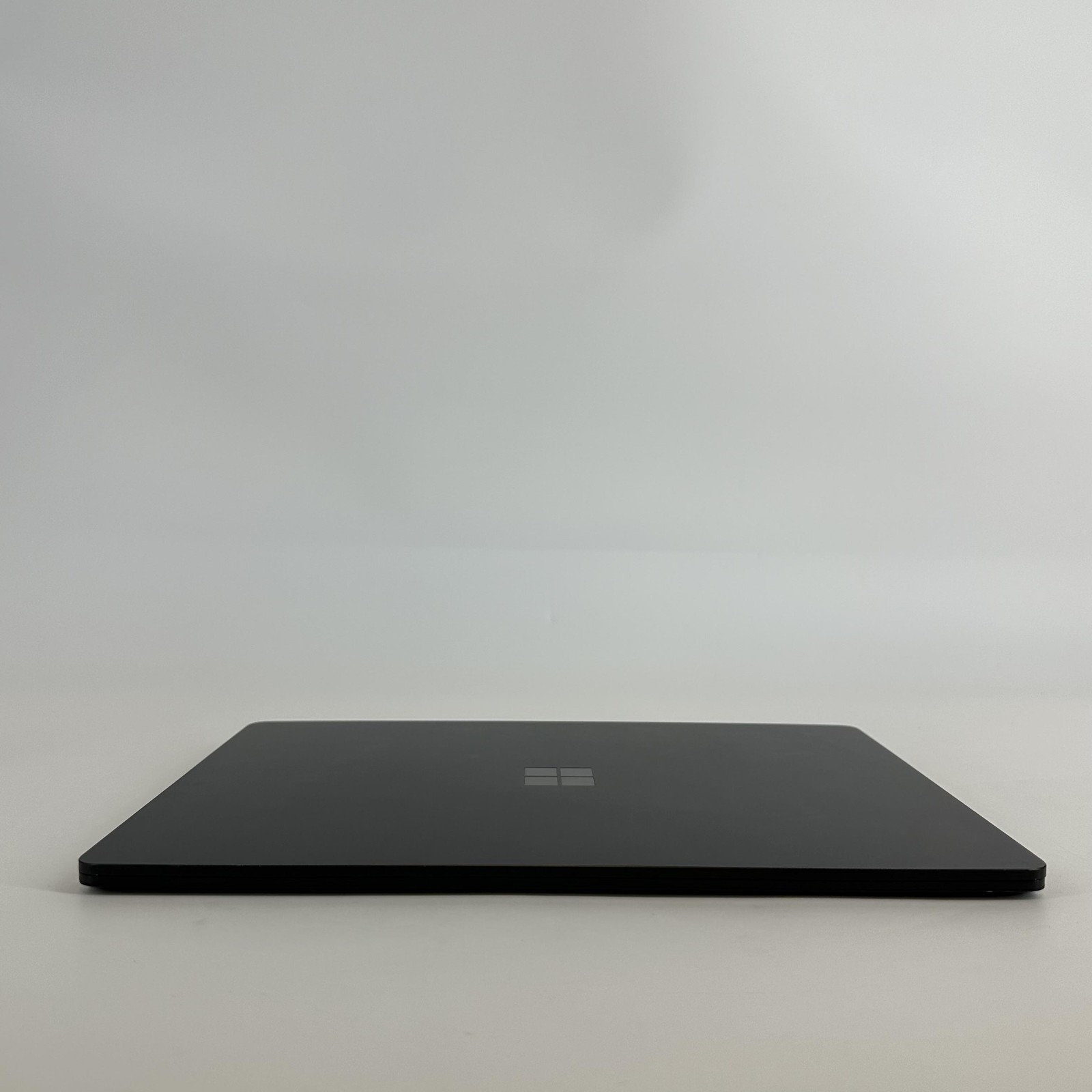 Microsoft Surface Laptop 4 13.5 Black 2K TOUCH 2.2 GHz Ryzen 5 4680U 16GB 256GB
