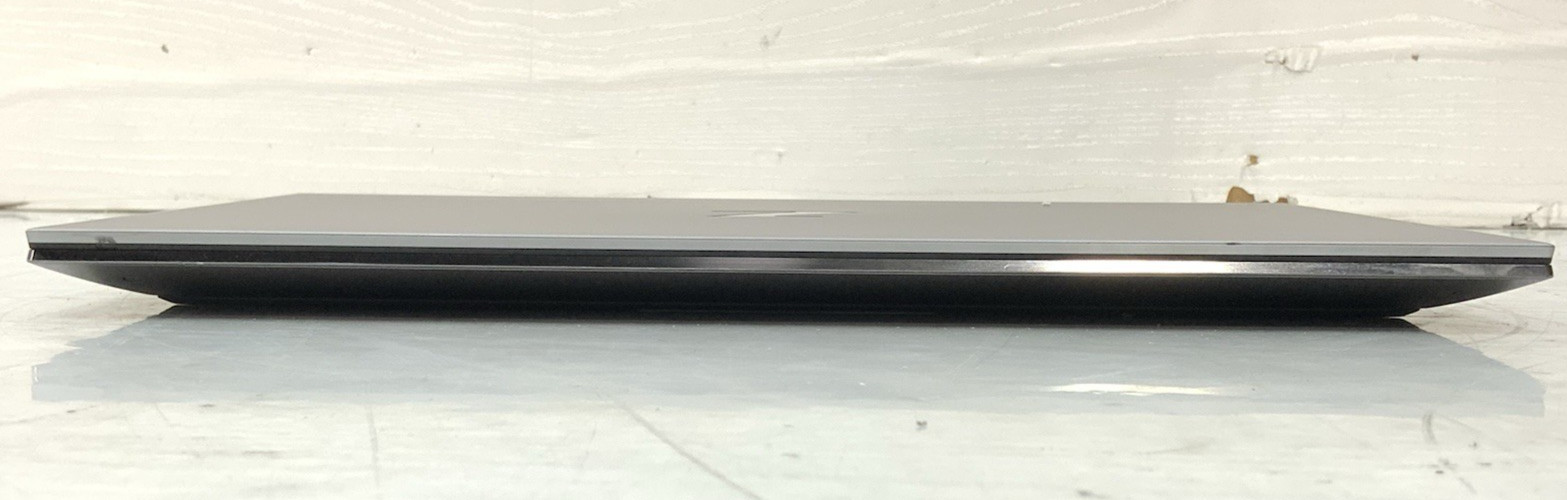 HP ZBook Studio 15 G8 | Intel i7-11850H 512GB NVMe 32GB DDR4 RTX A2000