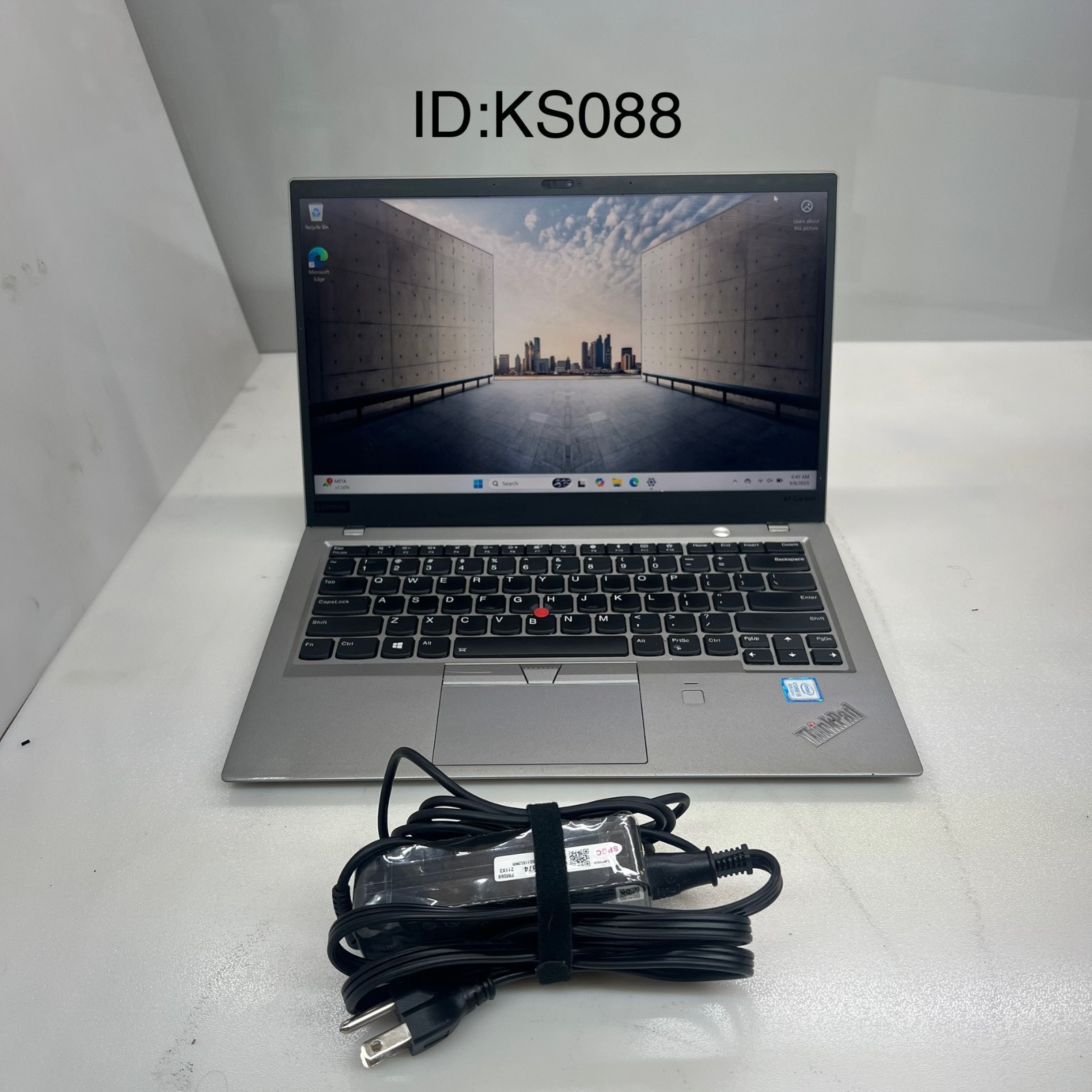 LENOVO THINKPAD X1 CARBON GEN 6 i5-8250U@1.6GHz 8GB RAM 256GB NVMe W11P TOUCH AC