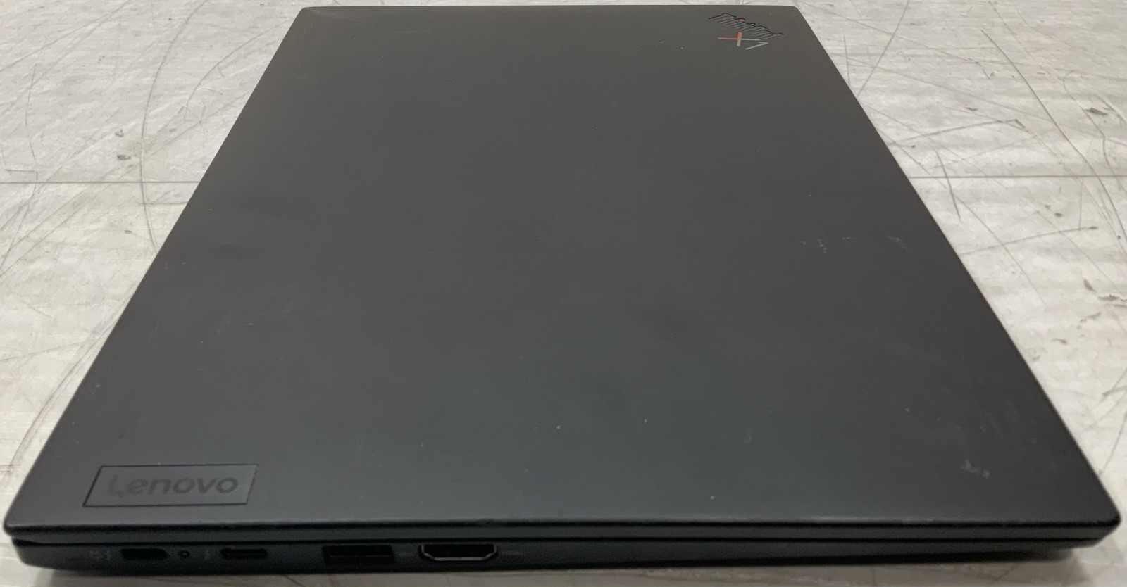 Lenovo ThinkPad X1 Carbon Gen 9 – Intel i5-1135G7, 16GB Ram, 512GB SSD, W10P