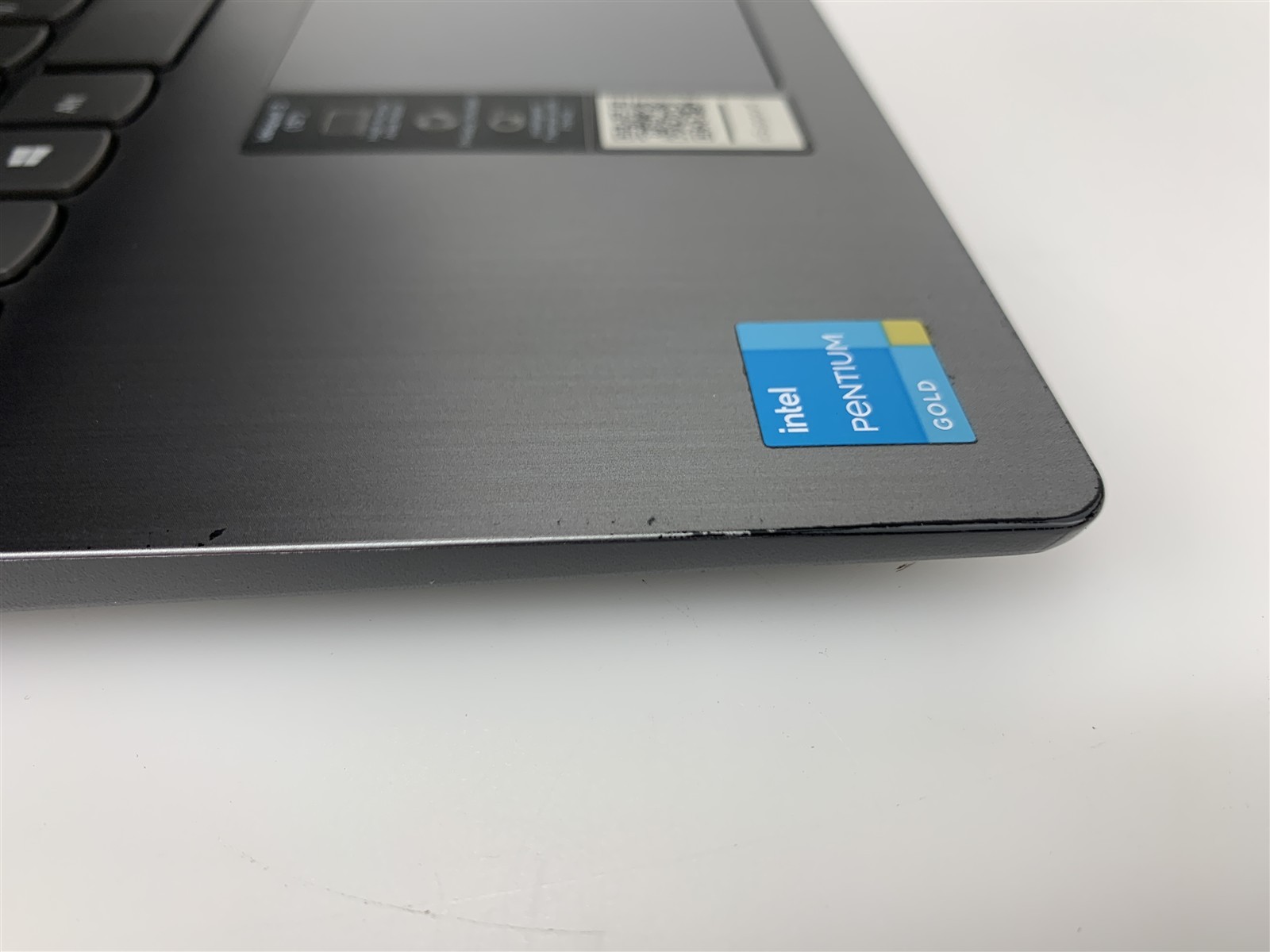 Lenovo IdeaPad 3 15ITL6 Pentium 7505 2.00GHz 8GB RAM 128GB NVMe SSD Win11 Home