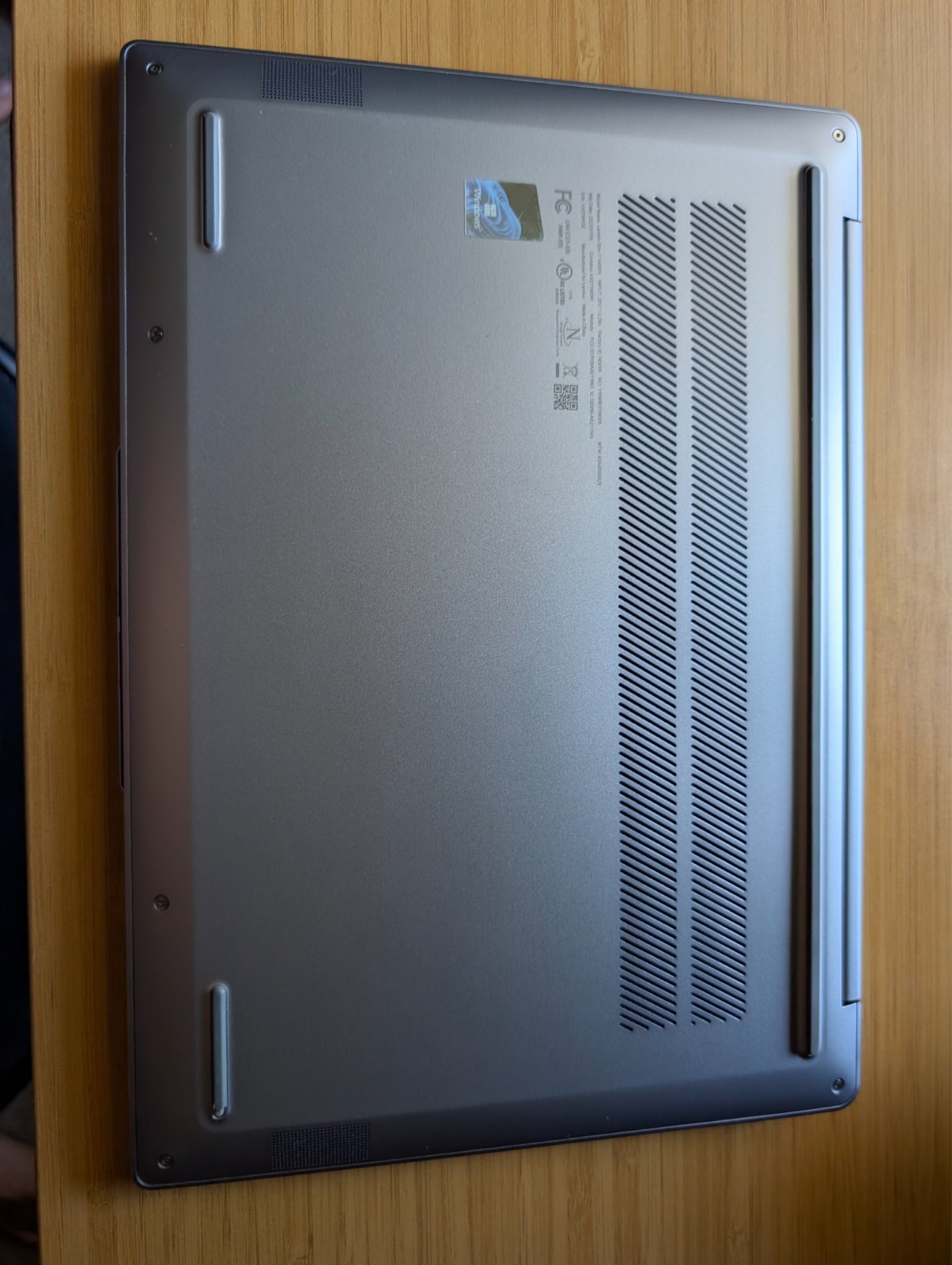 Lenovo Slim 7 14IRP8 14” -Intel i5 13th Gen., 4.60GHz, 16GB, 2.8K , No SSD + AC