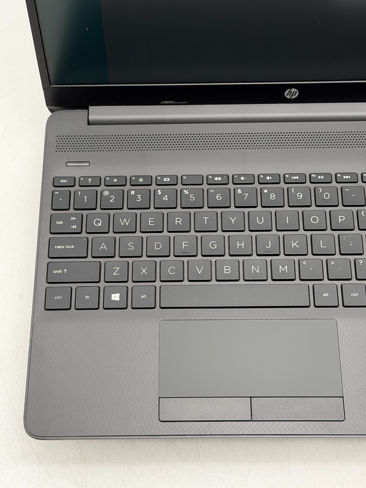 HP 255 (G8) Notebook PC 15.6″ AMD Ryzen 5 3500U 8GB 256GB |NO OS Read|