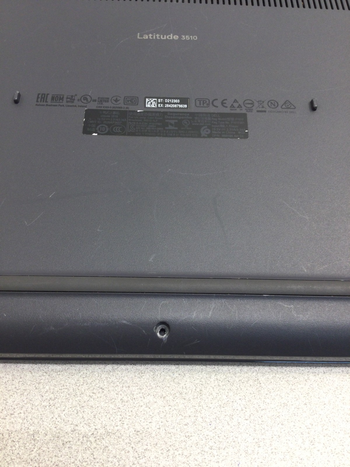 Dell Latitude 3510 15.6”Core i5-10210U 1.60GHz 8GB RAM 512GB SSD WIN 11 PRO