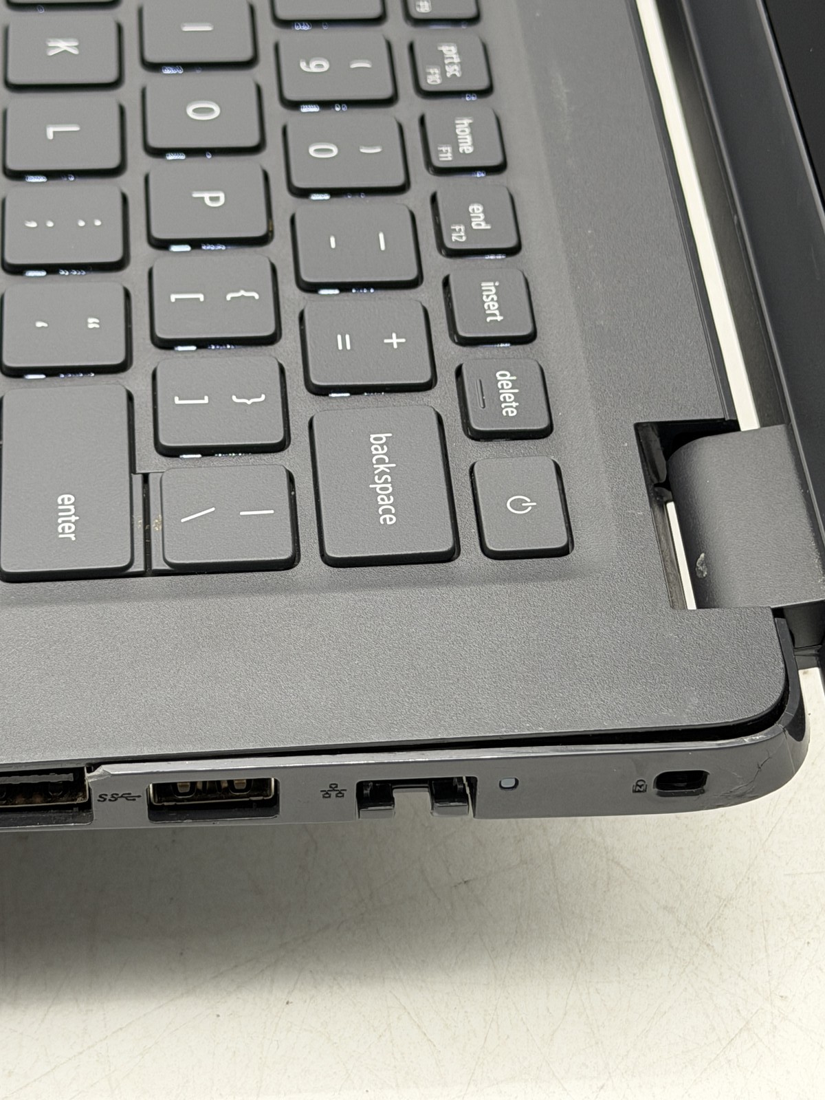 Dell Latitude (3410) 14inch i7-10510U 8GB 256GB No OS READ