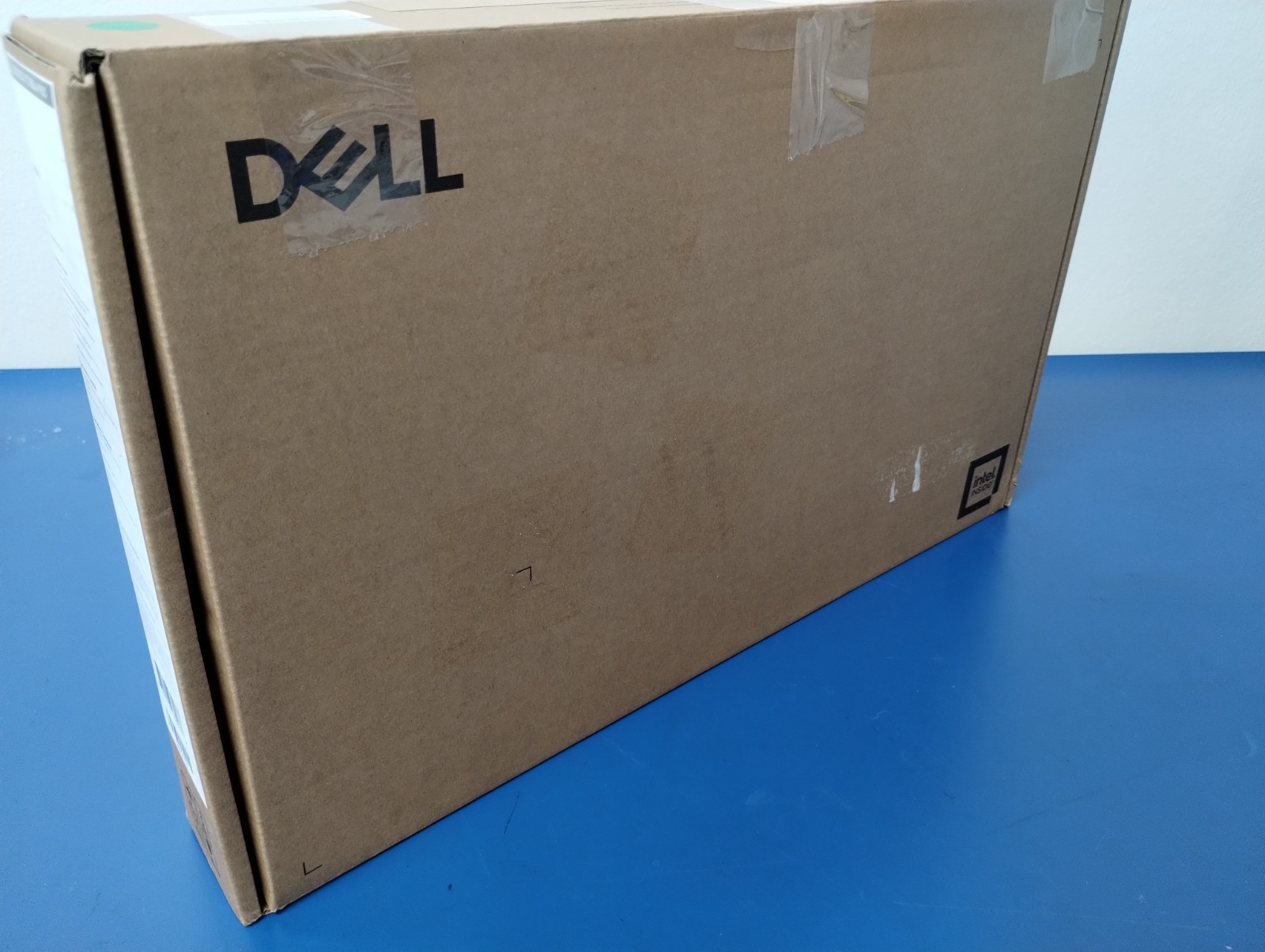 DELL 16 DC16250 MRYT3 Intel Core 7-150U, 1.80 GHz, 16 GB RAM, 1 TB NVMe