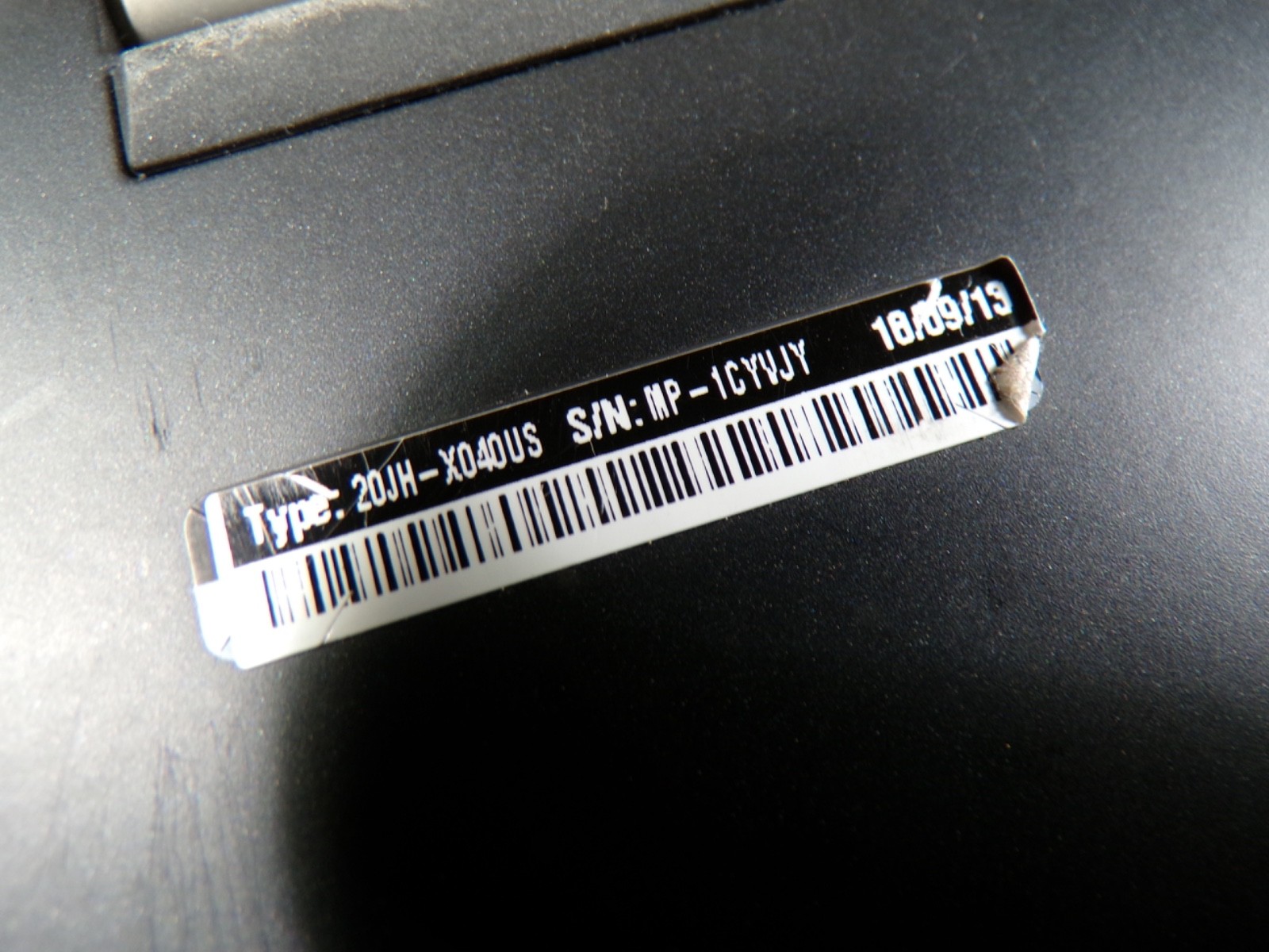 THINKPAD YOGA 370 INTEL CORE I5-7300U 2.60GHZ 8GB RAM **NO HD/ NO CADDIE/ NO OS/