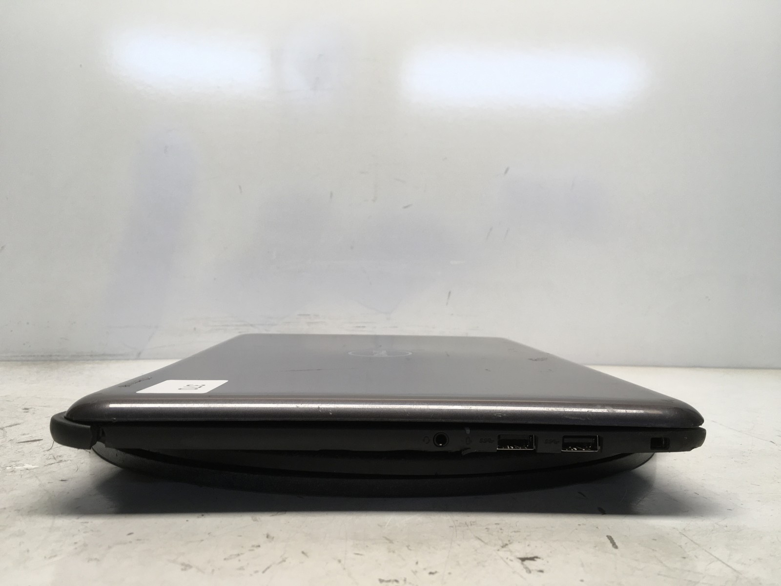 Dell Latitude 3380 Intel i5 7th gen No RAM NO HDD No Batt