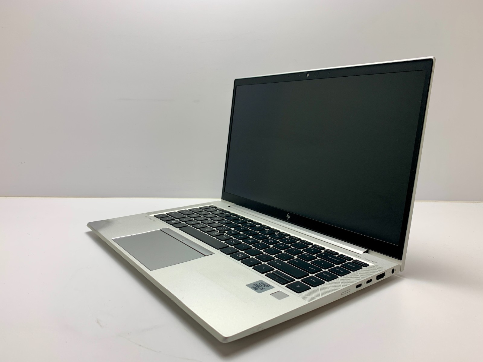 HP EliteBook 840 G7 | i5-10310U | 16GB RAM | 256GB NVMe | WEAR WRISTREST