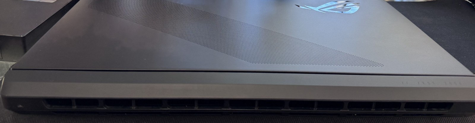 ASUS ROG STRIX SCAR G18 G835L INTEL ULTRA 9 5080 275HX, 32GB DDR5, 2TB SSD