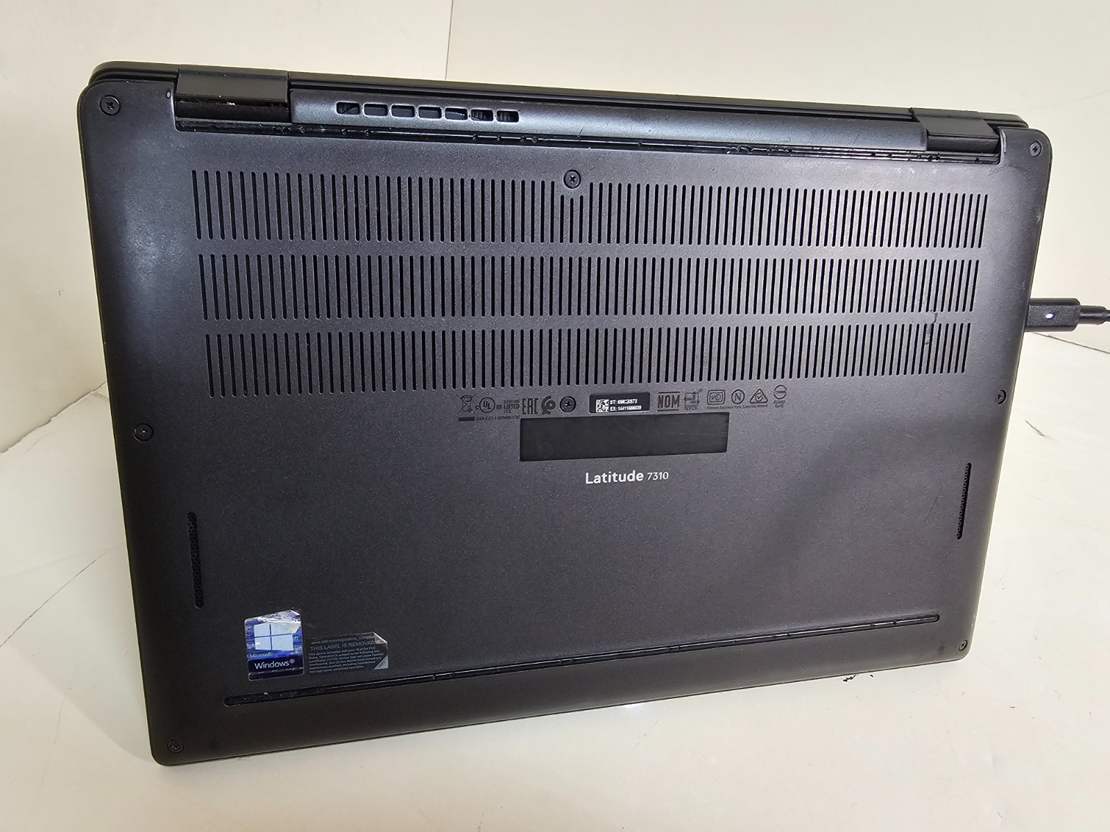 Dell Latitude 7310 Laptop – 1.7 GHz i5-10310U 16GB 512GB 13.3″ Touchscreen – SP1