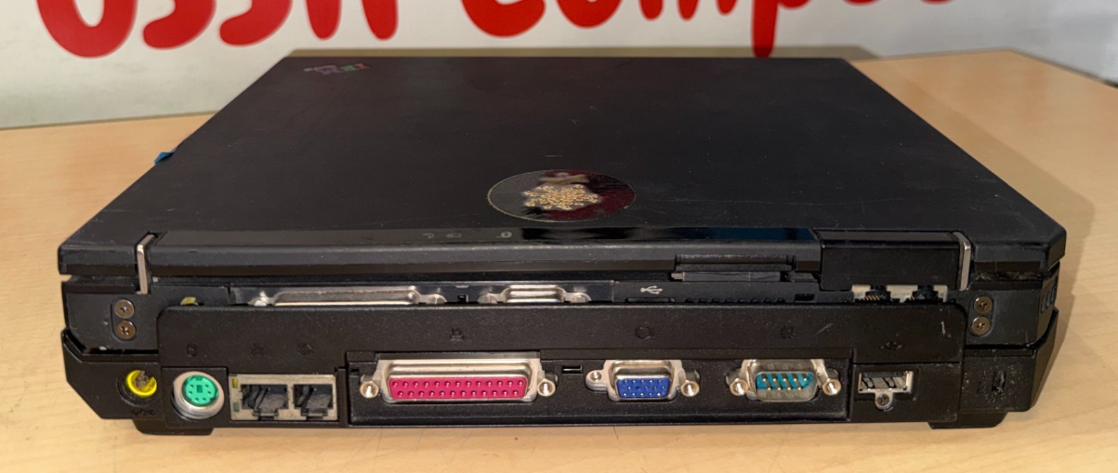 IBM ThinkPad T30 Type 2672 Laptop with Docking Station and Power Adapter KL