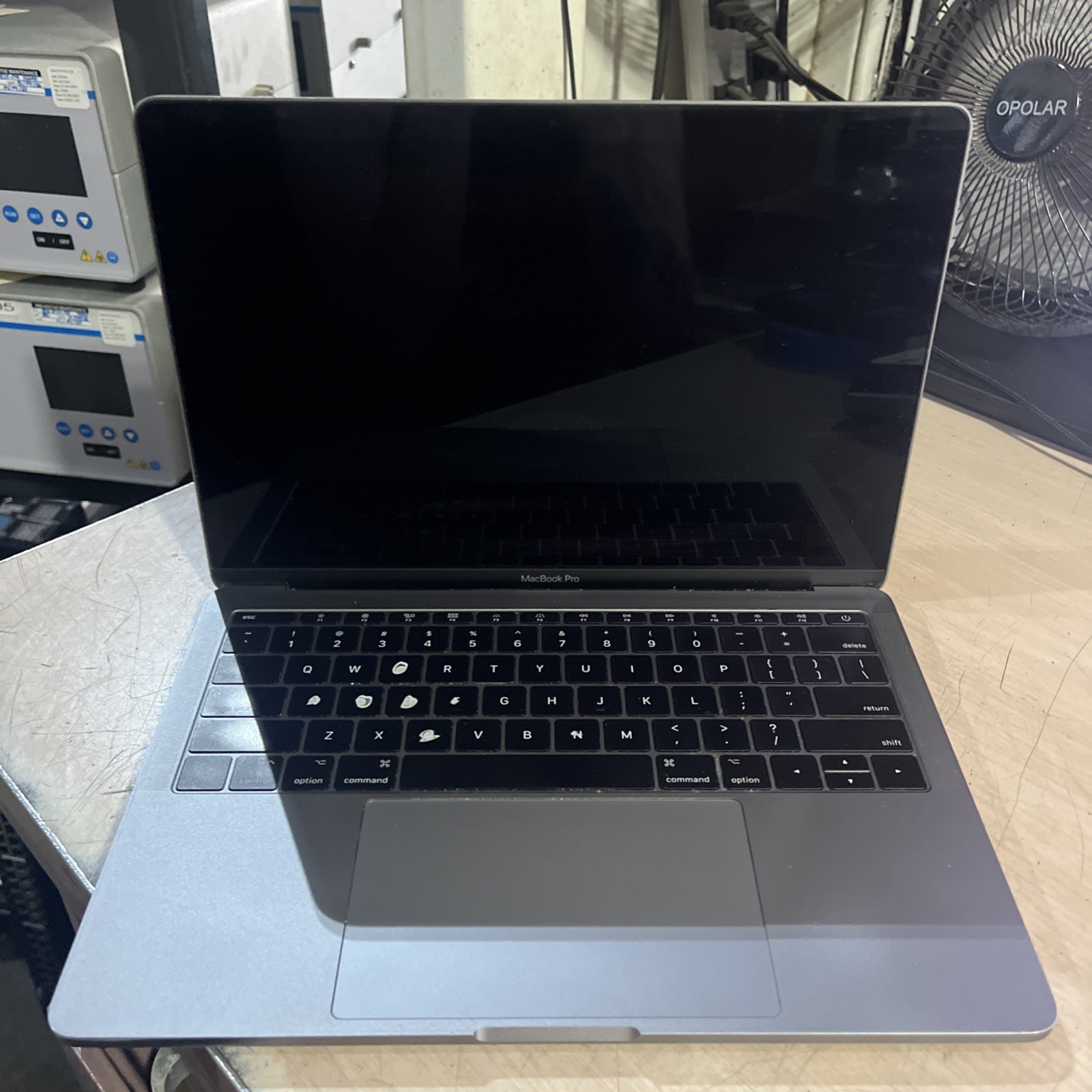 APPLE MACBOOK PRO 13″ MID-2017 CORE I5-7360U 2.3GHZ 8GB RAM