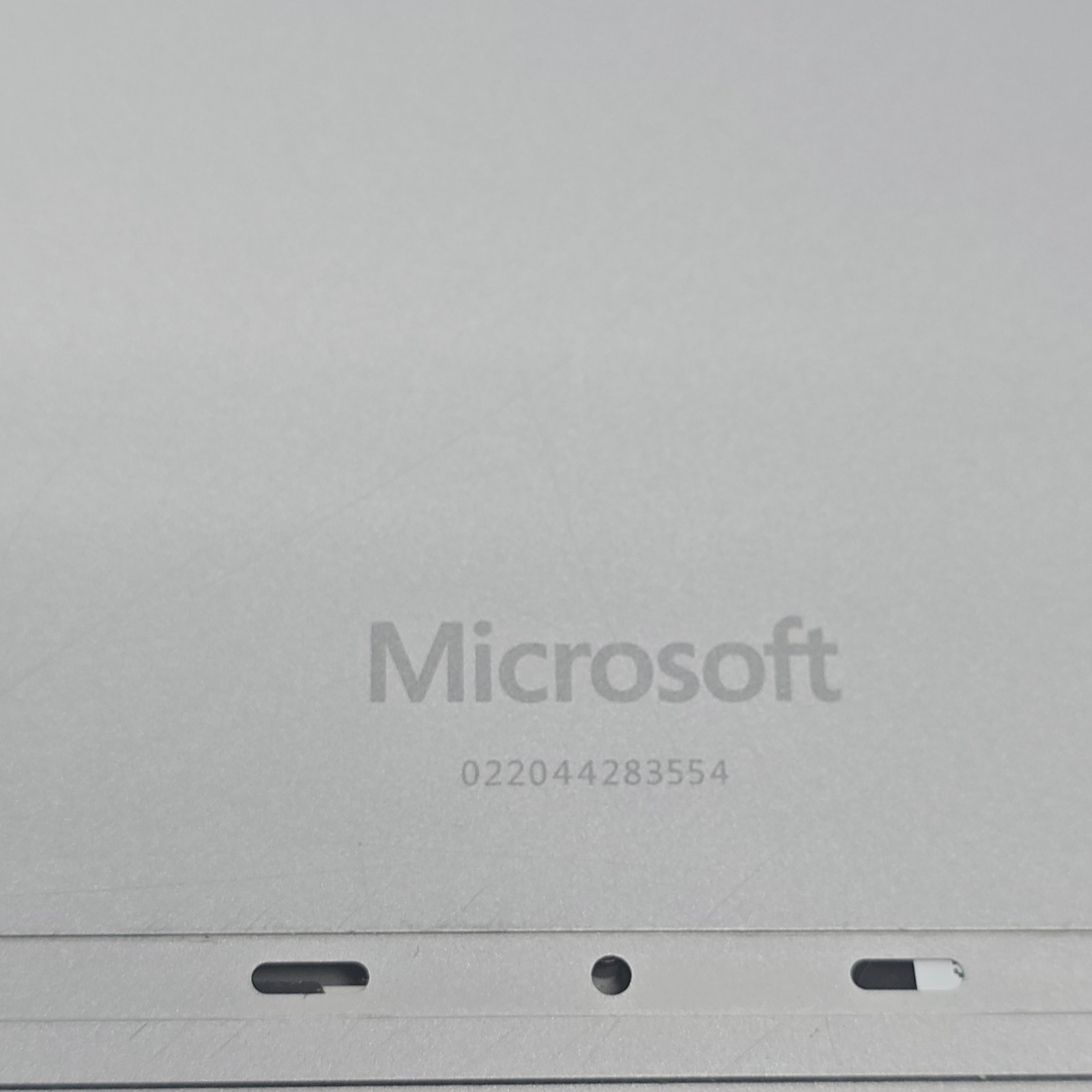 Microsoft Surface Book 2 1832 13.5″ i5-7300U 8GB 128GB SSD W10 Pro