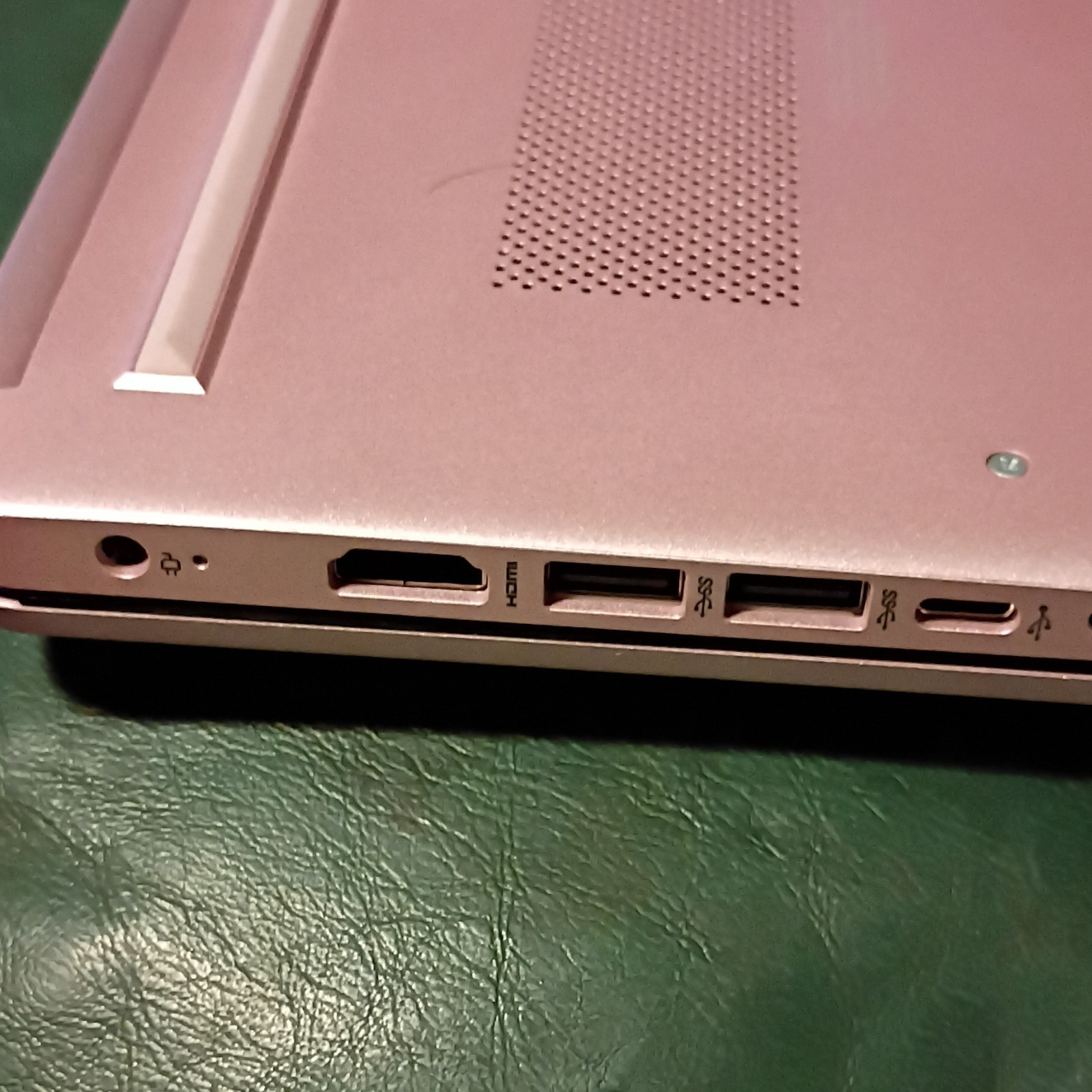 HP 14-dq0735ds Notebook Laptop Pink HDMI USB 3.0 USB-C SD Card Slot
