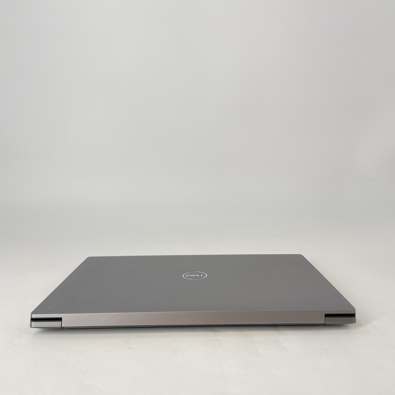 Dell Precision 5490 14 Gray FHD+ 3.8 GHz Ultra 7 165H 32GB 1TB SSD Very Good