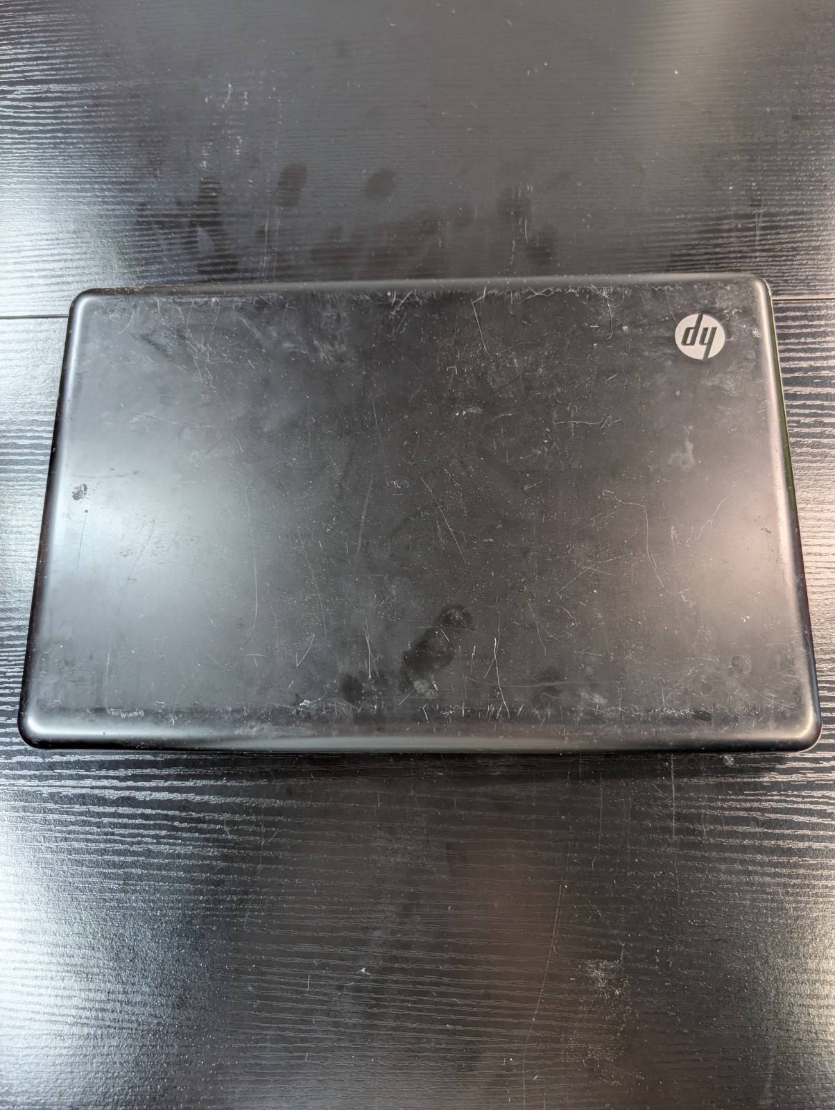 HP 2000 Laptop Windows 7 Vision AMD Dual Core And AMD Radeon Graphics For Parts