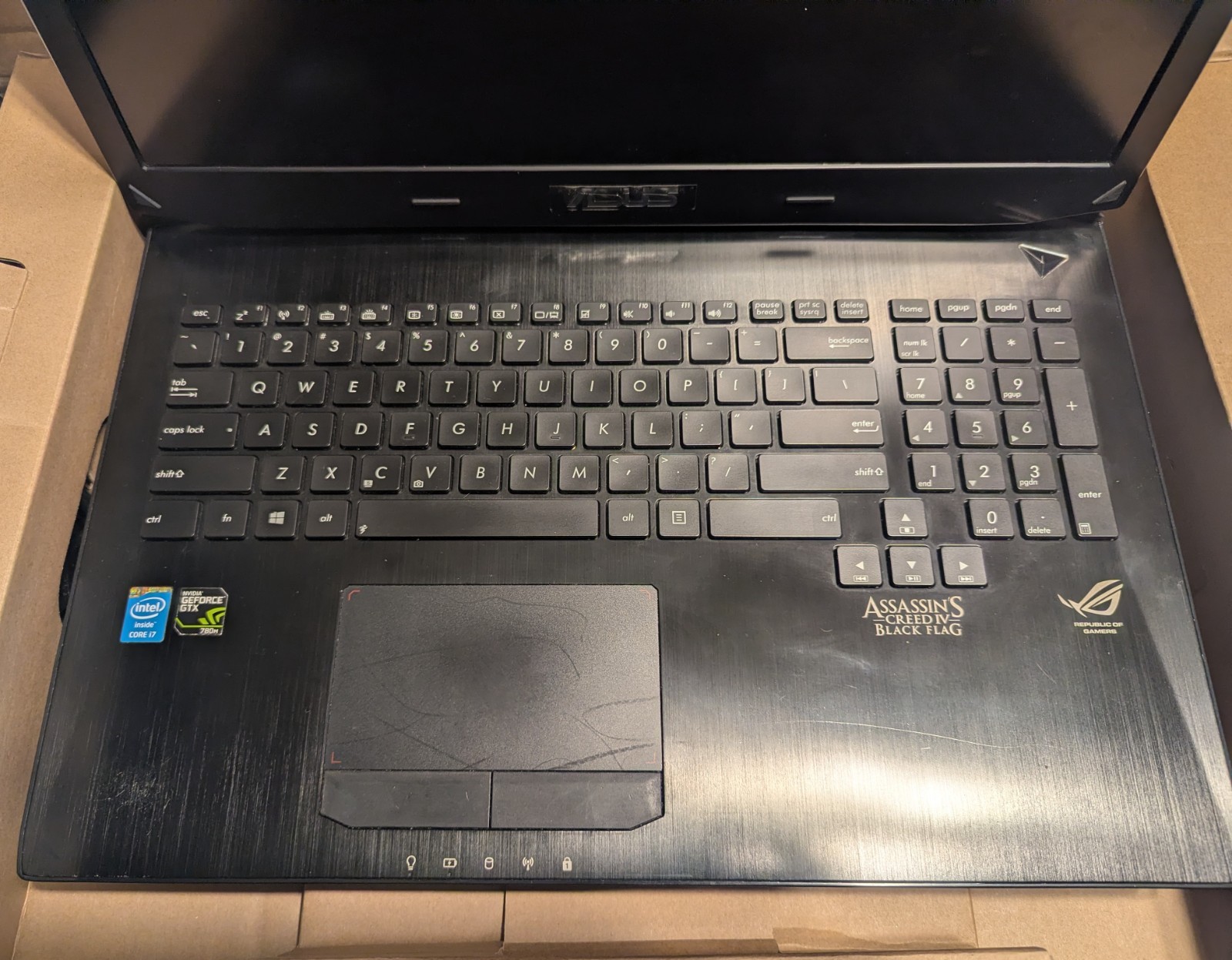 ASUS ROG G750JH A.C. Blk Flg 17.3in. (1TB, Intel Core i7 4th Gen., 2.4GHz, 24GB)