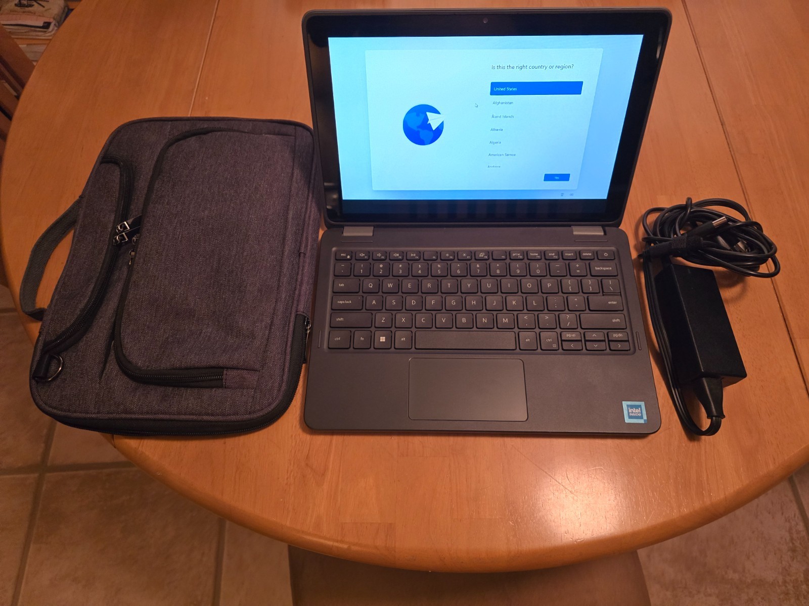Dell Latitude 3140 2in1 Touchscreen, Intel N200 128GB 8GB Win11 Pro – With Case!