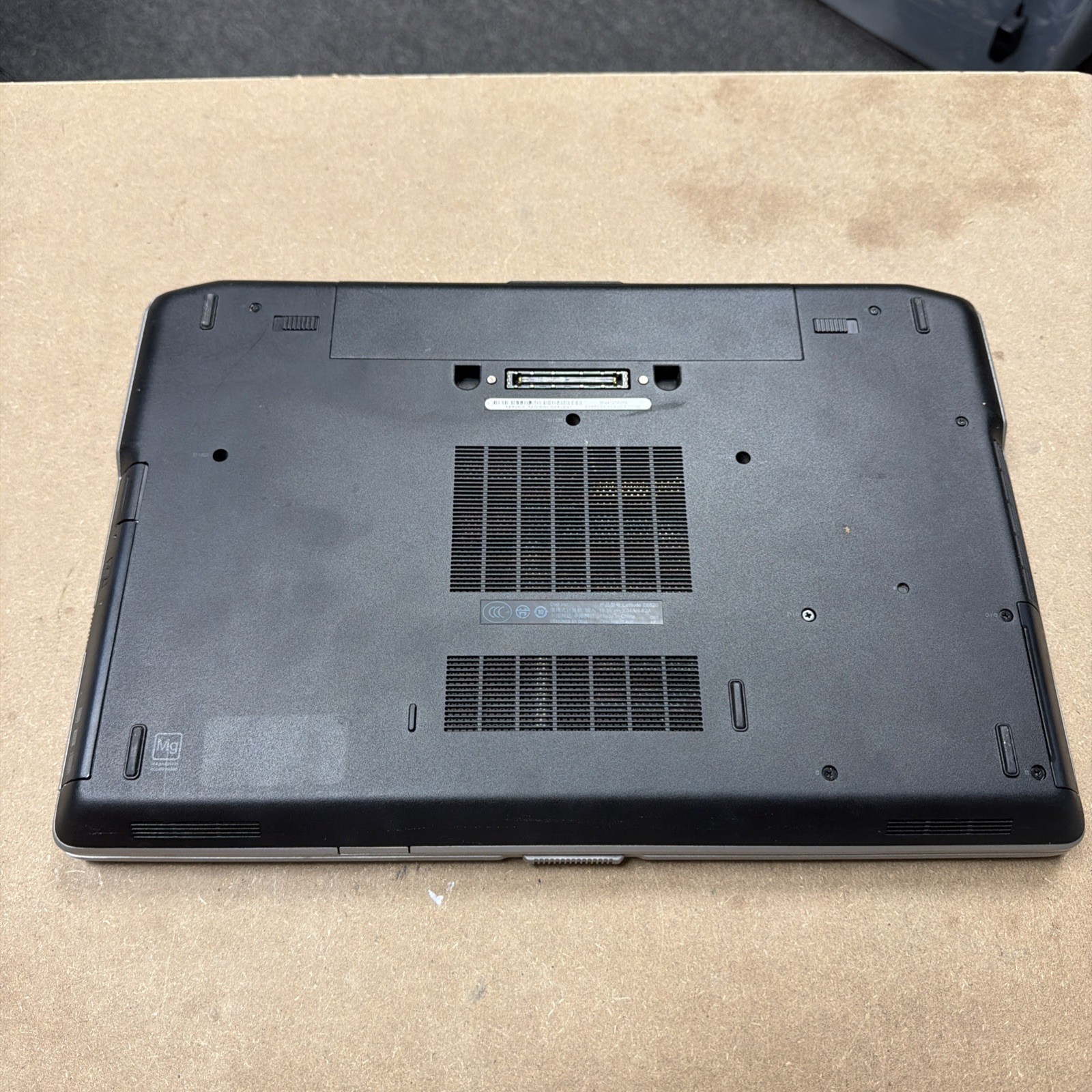 *PARTS Dell Latitude E6520 i7-2760QM CPU@2.4GHz 8GB RAM 500GB HD NO OS