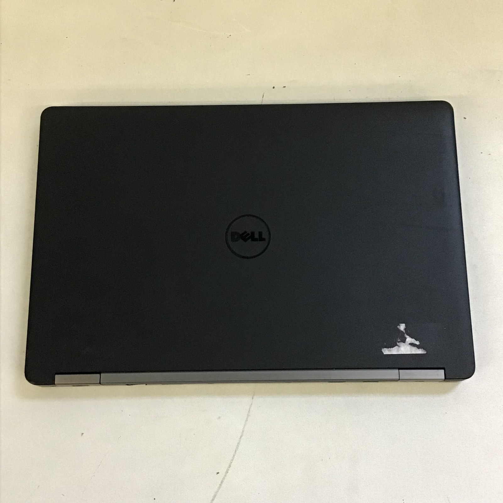 Dell Latitude E5570 i7-6th Gen @2.70GHz | 512GB SSD | 8GB RAM | No OS