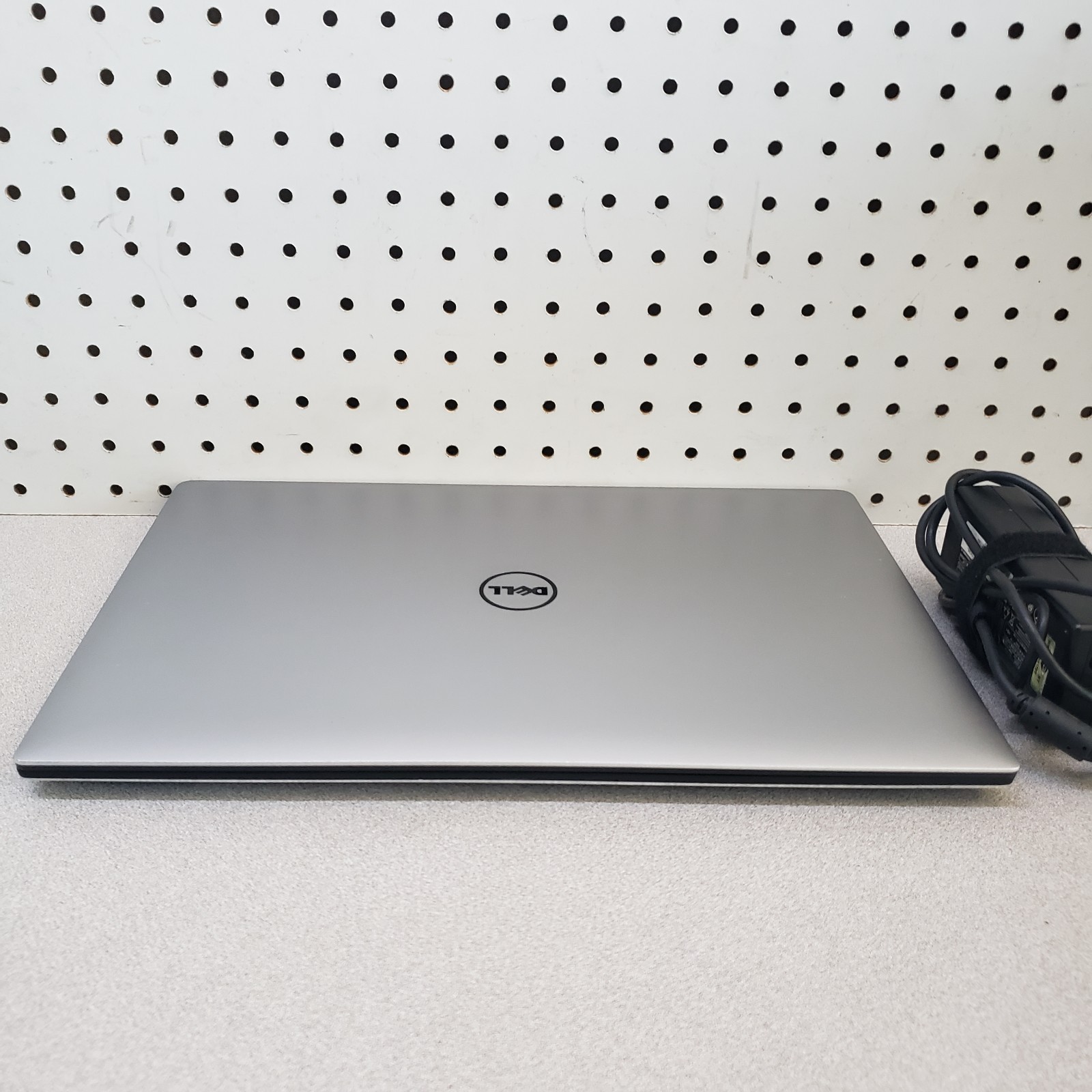 Dell Precision 5520 Touch . i5-7440HQ -16GB-512GB NVMe, WIN 11Pro, 2.80Ghz
