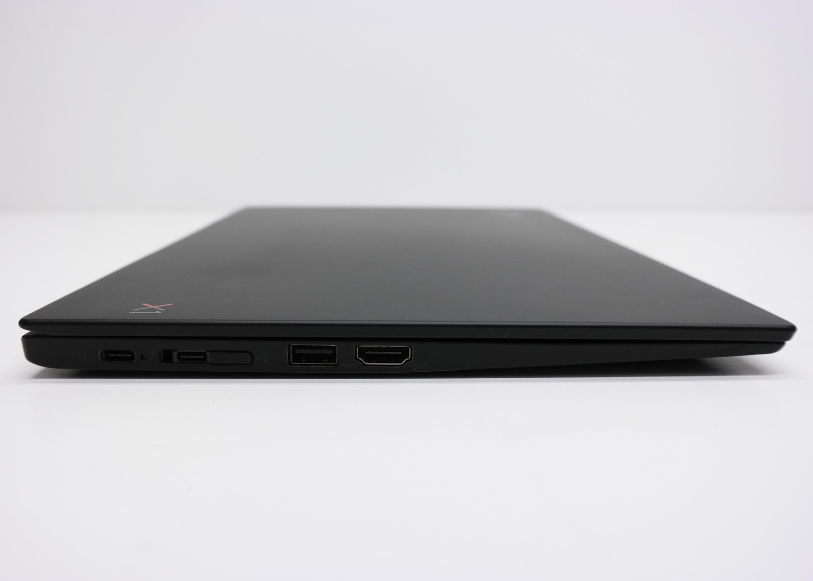 Lenovo ThinkPad X1 Carbon 6th Gen 14″ Core i7-8650U 16GB RAM 256GB SSD