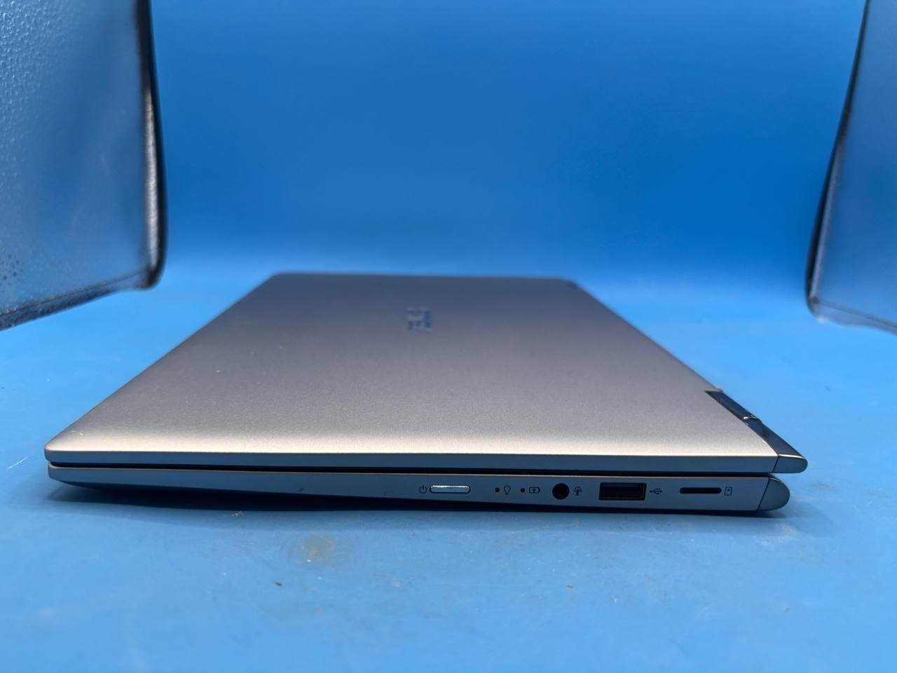 ASUS Q406D 14” Touch 2-in-1 Laptop Ryzen 5 3500U 8GB 256GB SSD As Is Read PH9