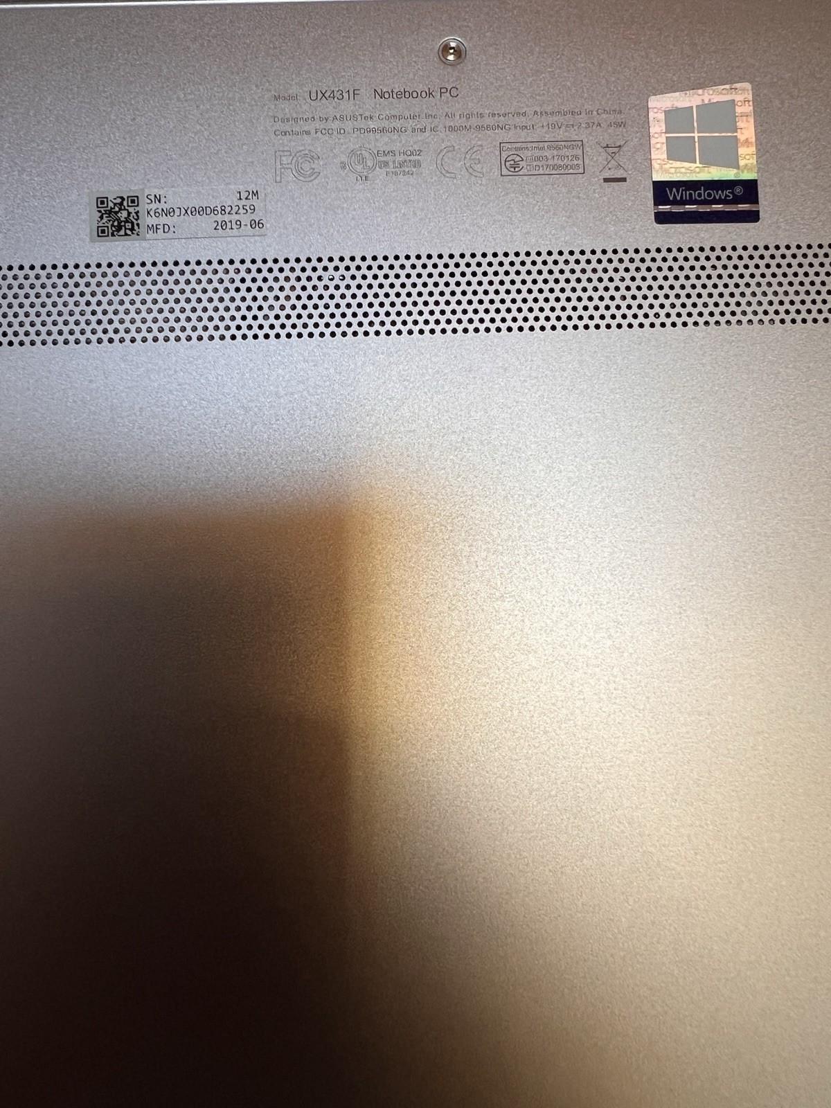 Asus Zen Book Ux431FA, I7 8th Generation @1.80GHz,8G,UHD Graphics,256G,Win11 Pro