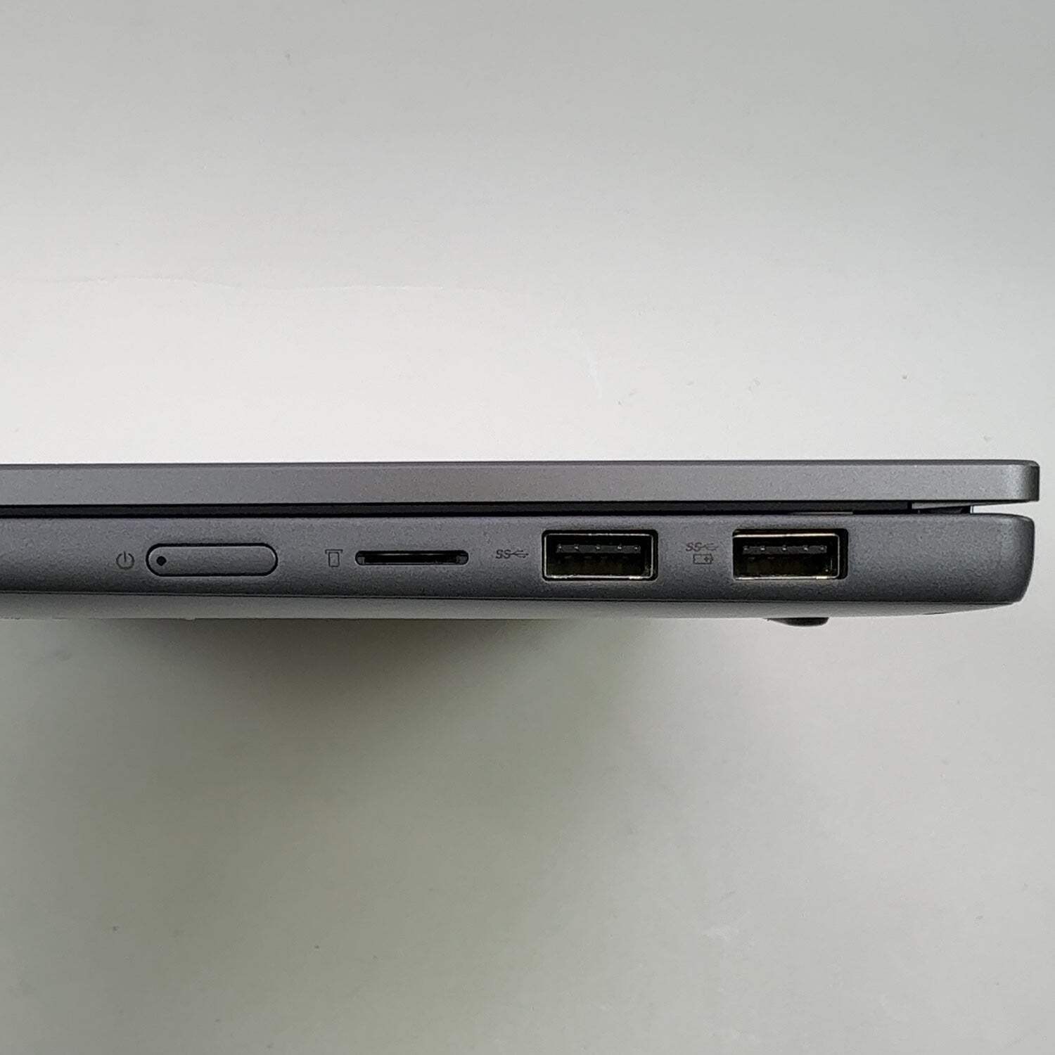 Lenovo IdeaPad 5 2-in-1 16IRU9 16″ Core 5 120U 1.4GHz 16GB RAM 512GB SSD