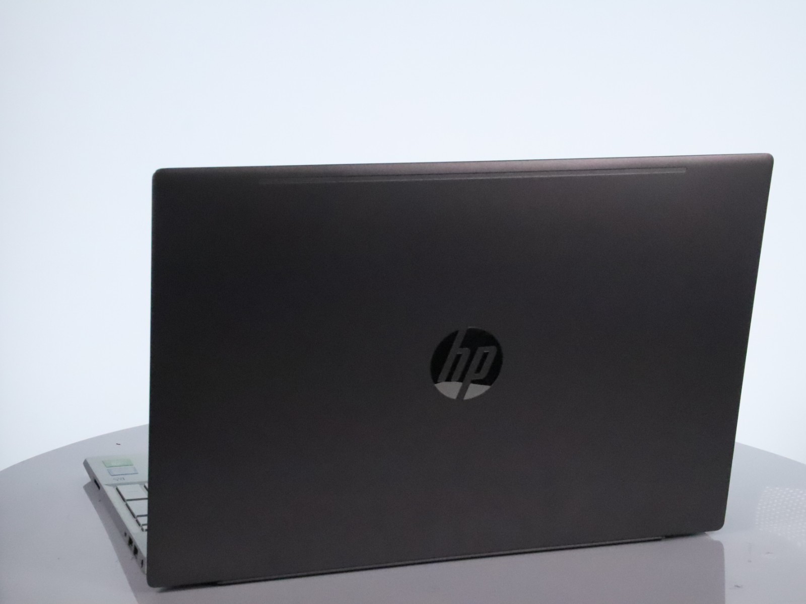 HP 15-CS2071NR Core i7-8565U 8GB RAM 256GB SSD Geforce MX250 W11P w/ 65W Adapter