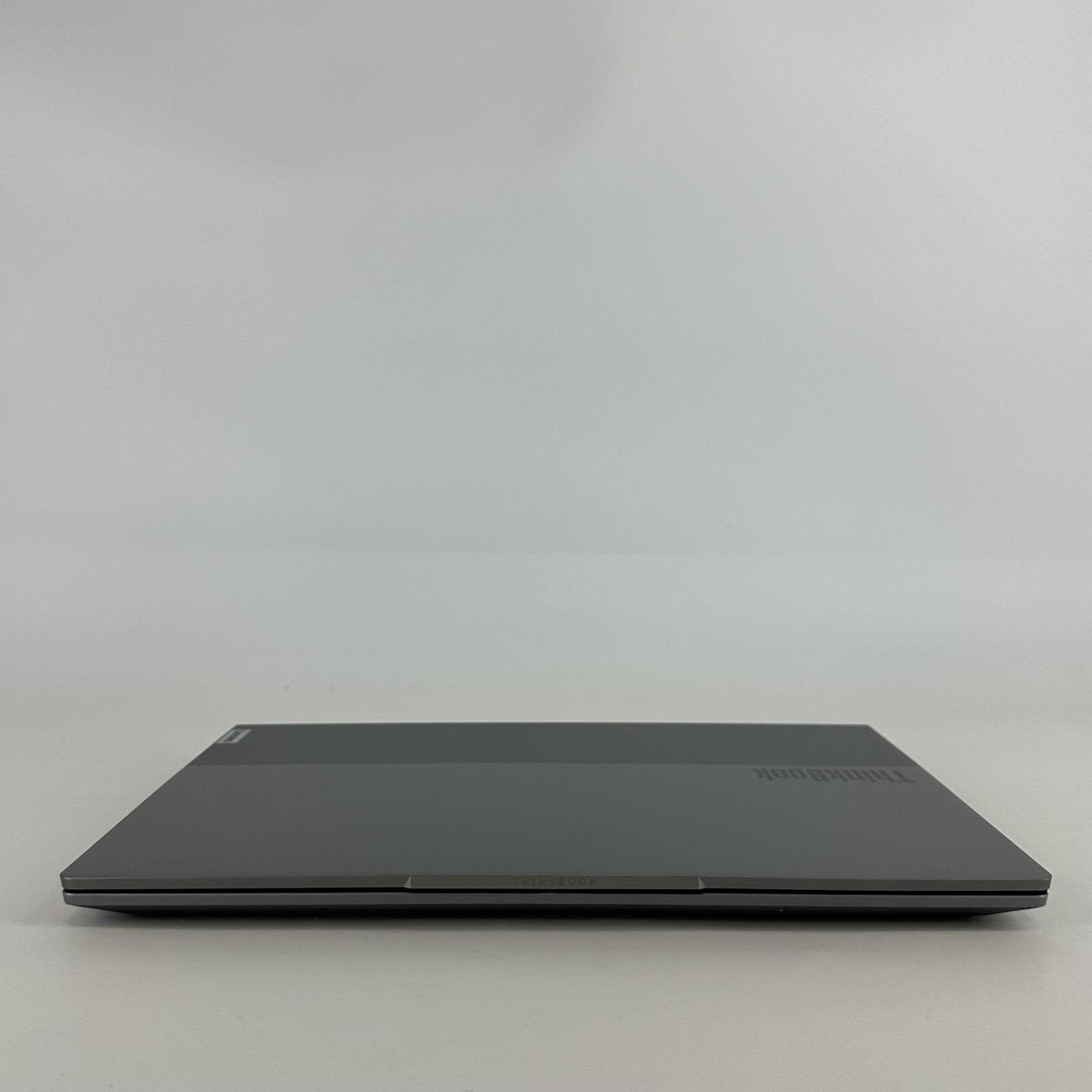 Lenovo ThinkBook 14 Gen 8 FHD+ TOUCH 2.0 GHz Ultra 7 255H 32GB 1TB SSD Excellent
