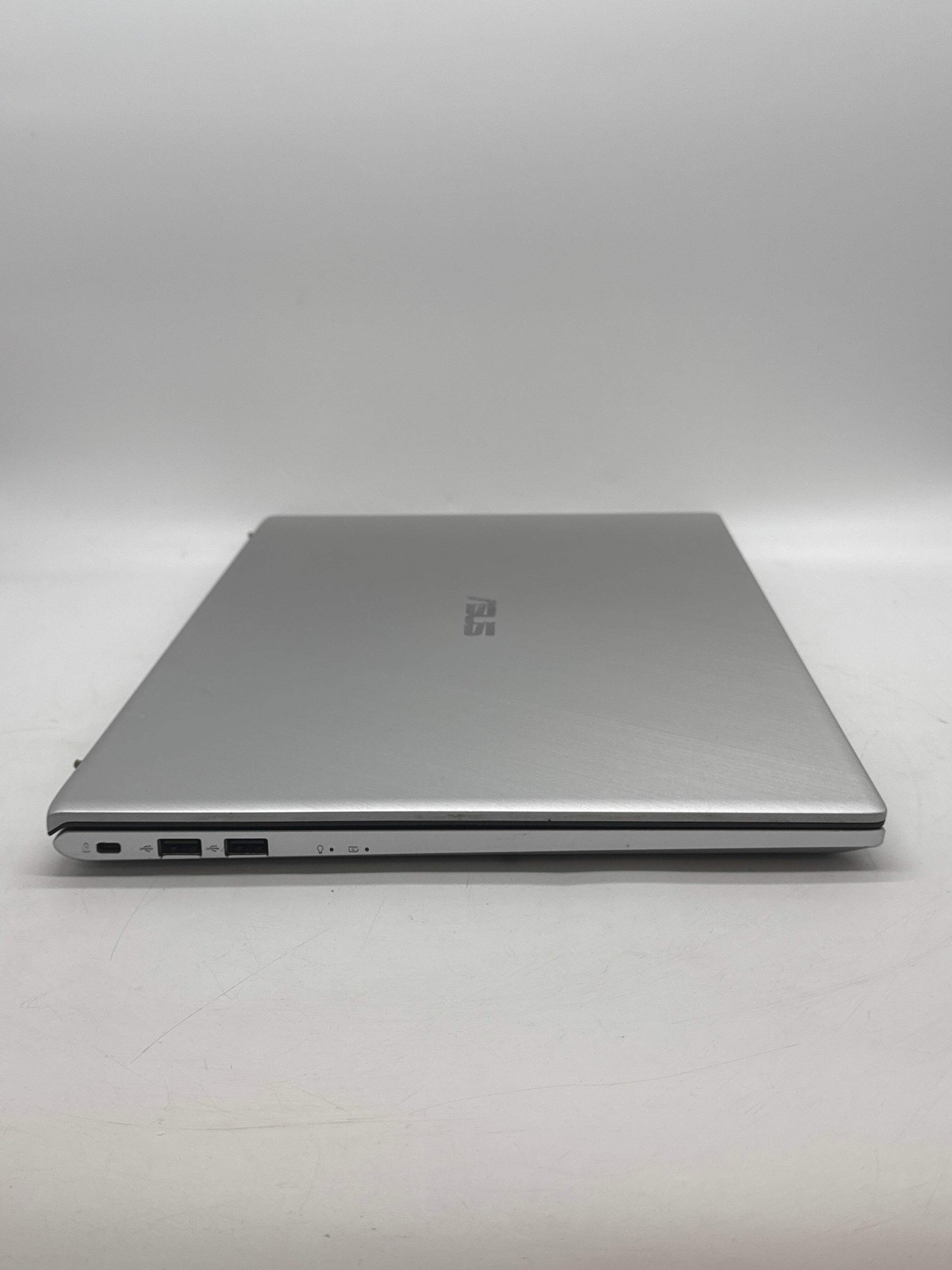 ASUS VivoBook S712J 17.3″ i5-1035G1 8GB RAM 1TB+128GB SSD Parts Repair NO CHARGE