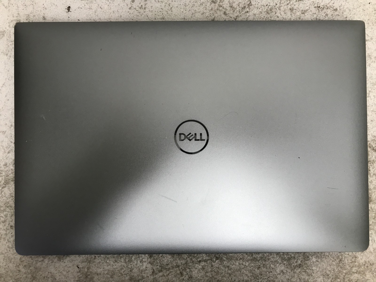 Dell Precision 5540 / Intel Core i9-9880H 2.30GHz / 8GB RAM / No SSD